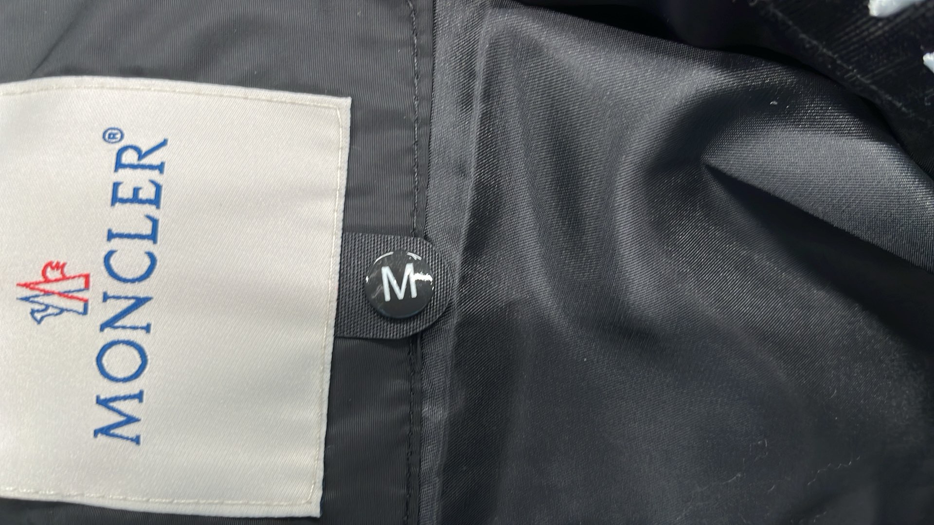 Moncler Puffer Jacket for Men Women