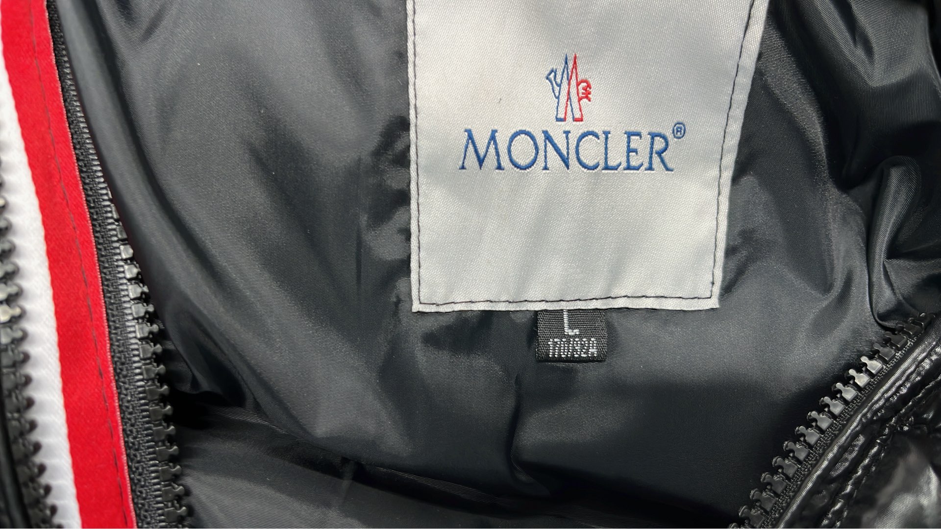 Moncler Puffer Jacket for Men Women