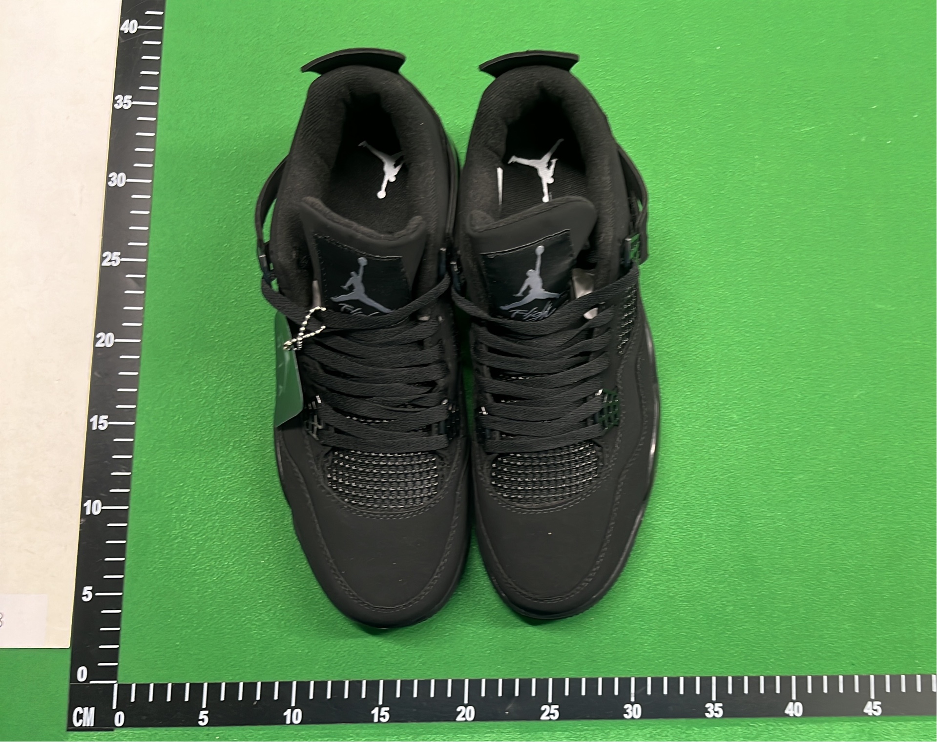 Air Jordan 4 Retro Sneakers - Classic Basketball Shoes