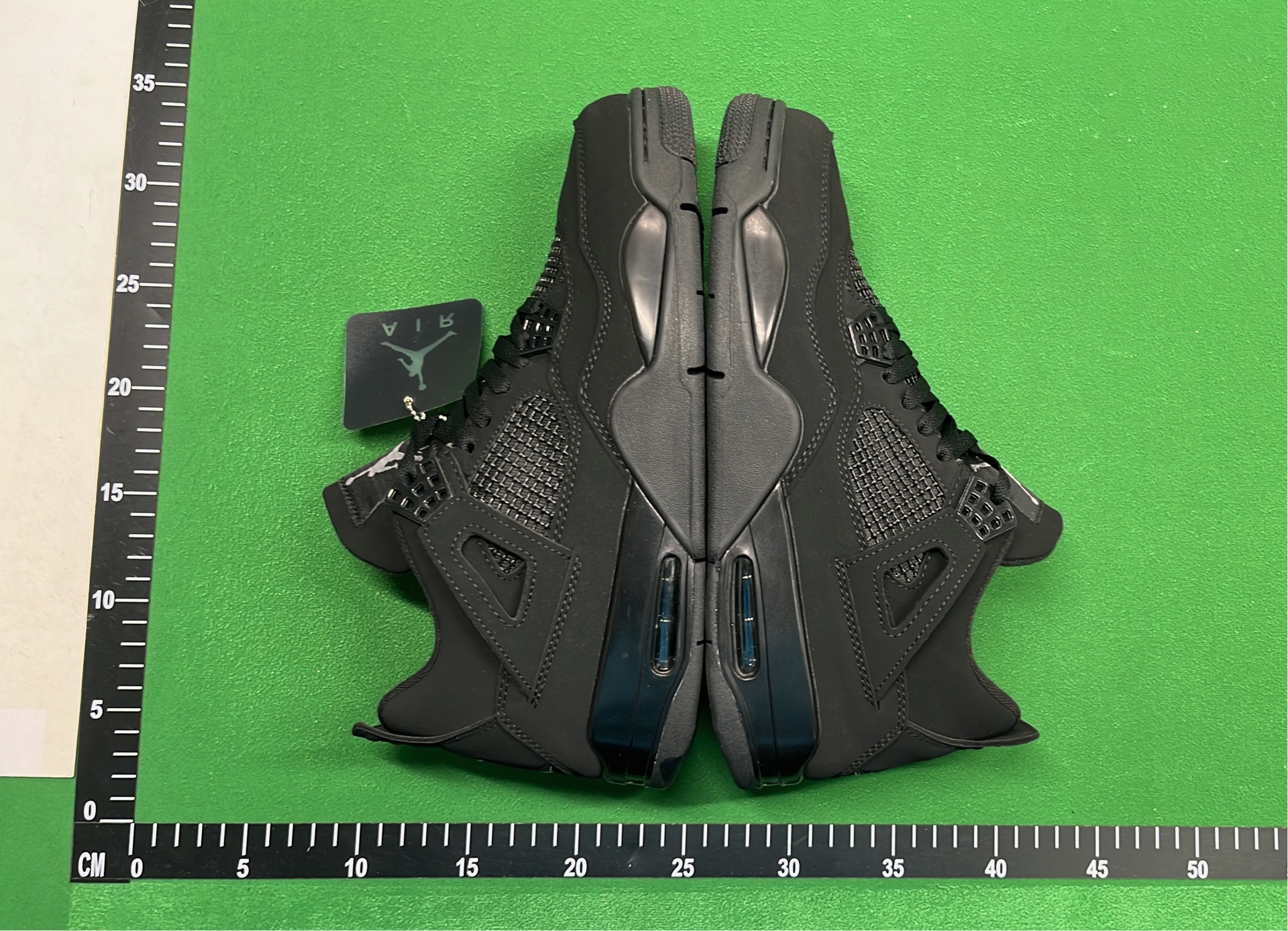 Air Jordan 4 Retro Sneakers - Classic Basketball Shoes