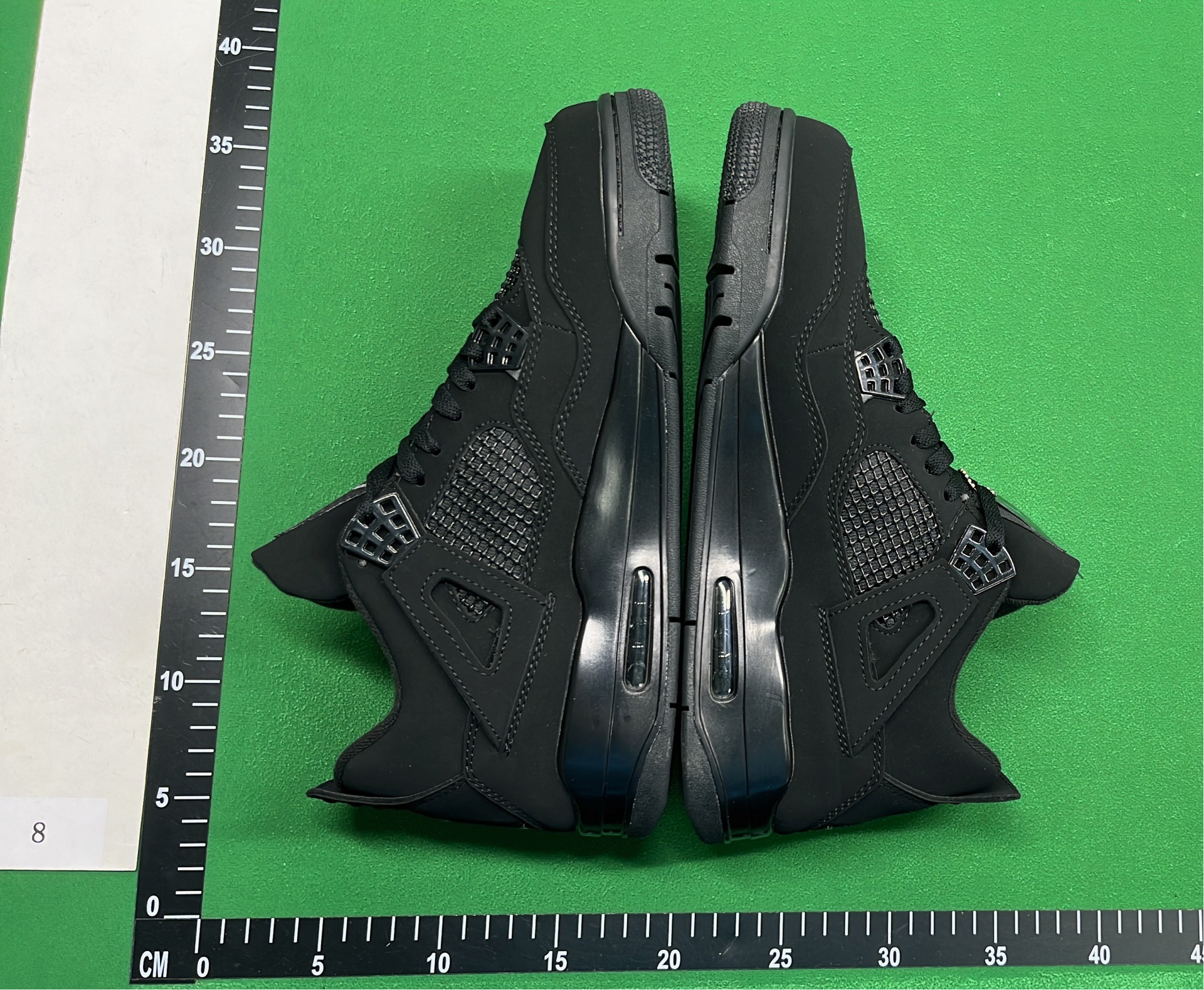 Air Jordan 4 Retro Sneakers - Classic Basketball Shoes