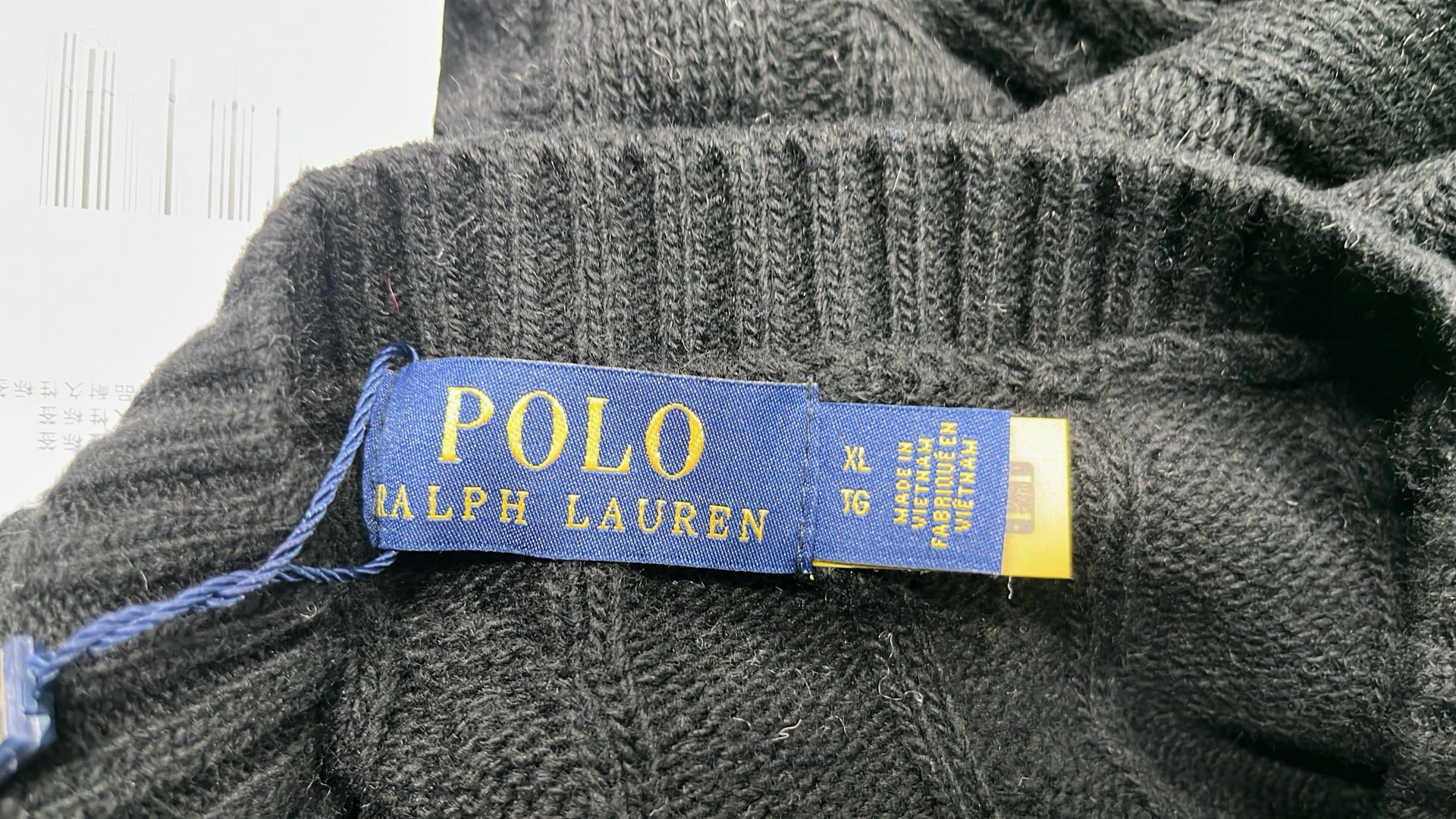 Cable Knit Sweater for Men - Classic Crewneck in Blue