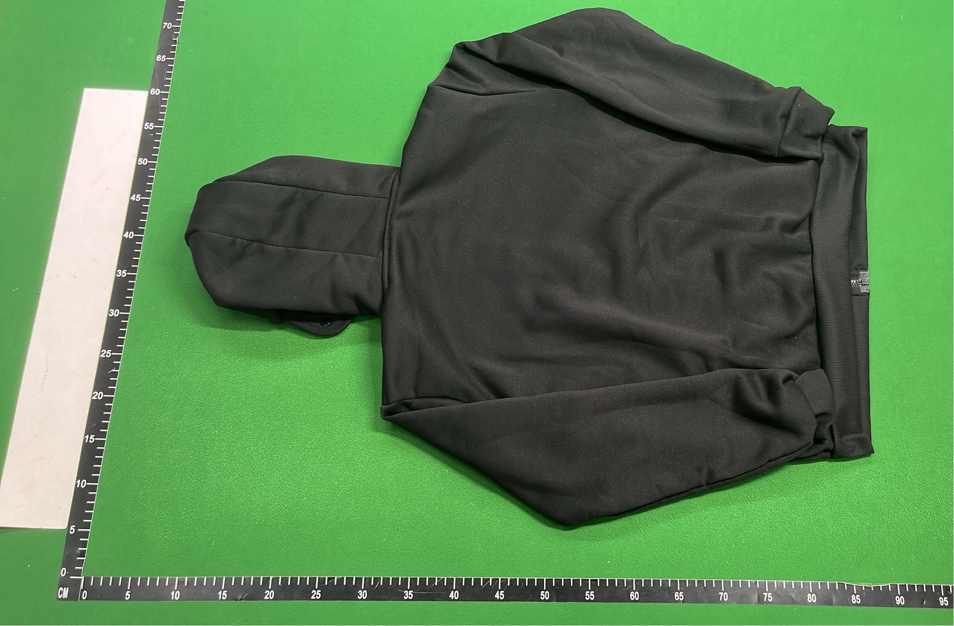 White Hooded Zip-Up Sweatshirt with Pocket Design
