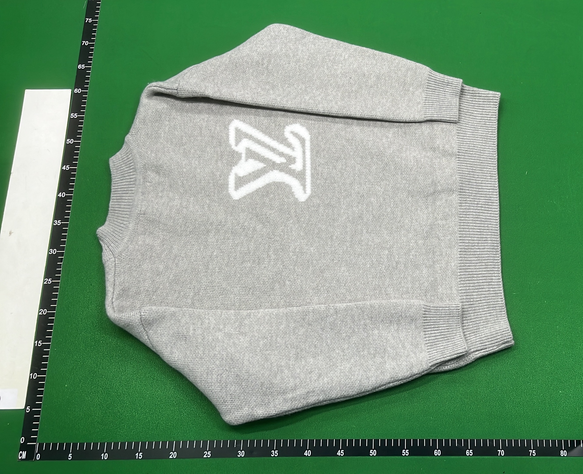 Louis Vuitton Knit Sweater CA36929 - Premium Wool Blend