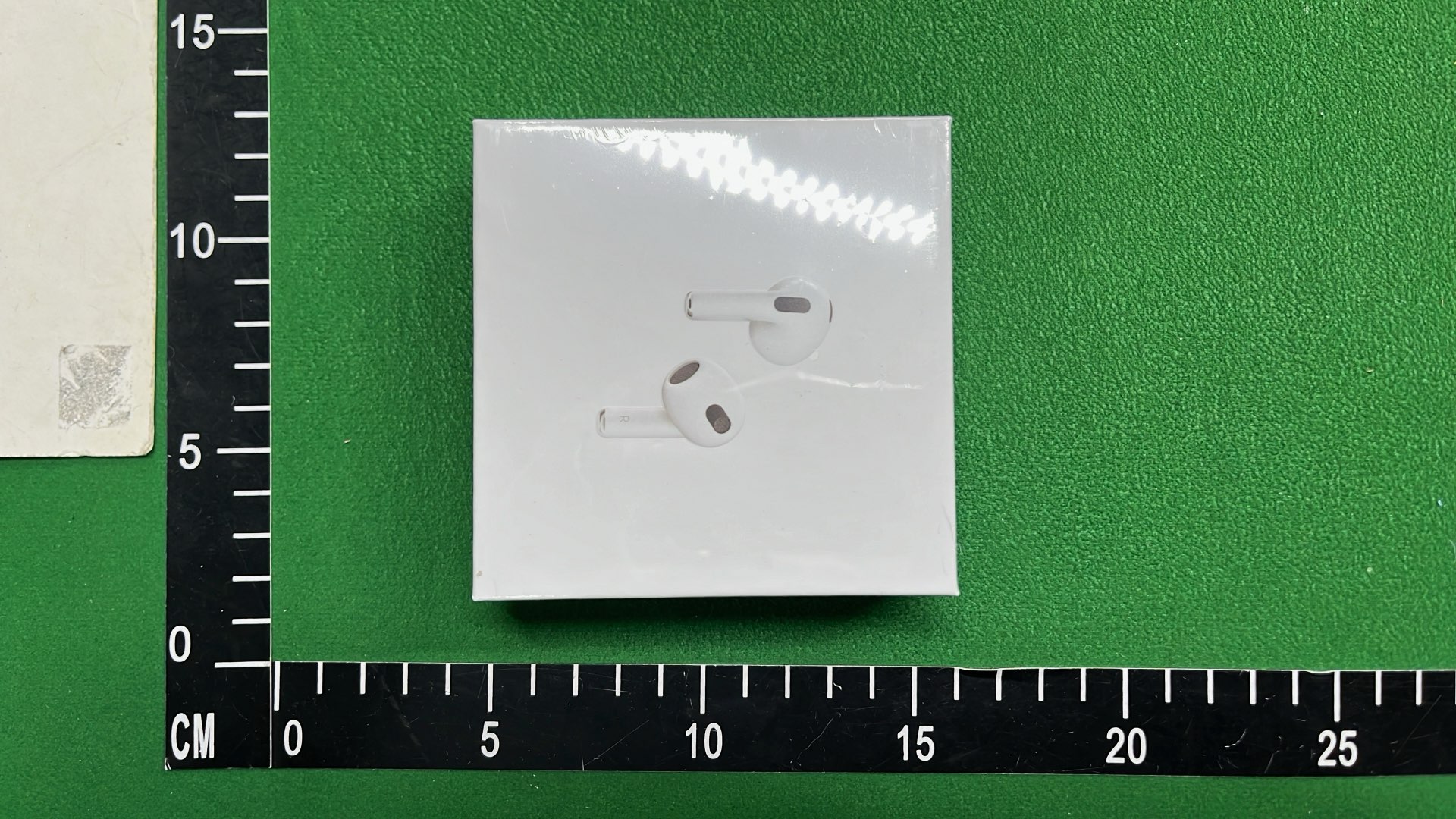 Apple AirPods 2nd Generation Wireless Earbuds