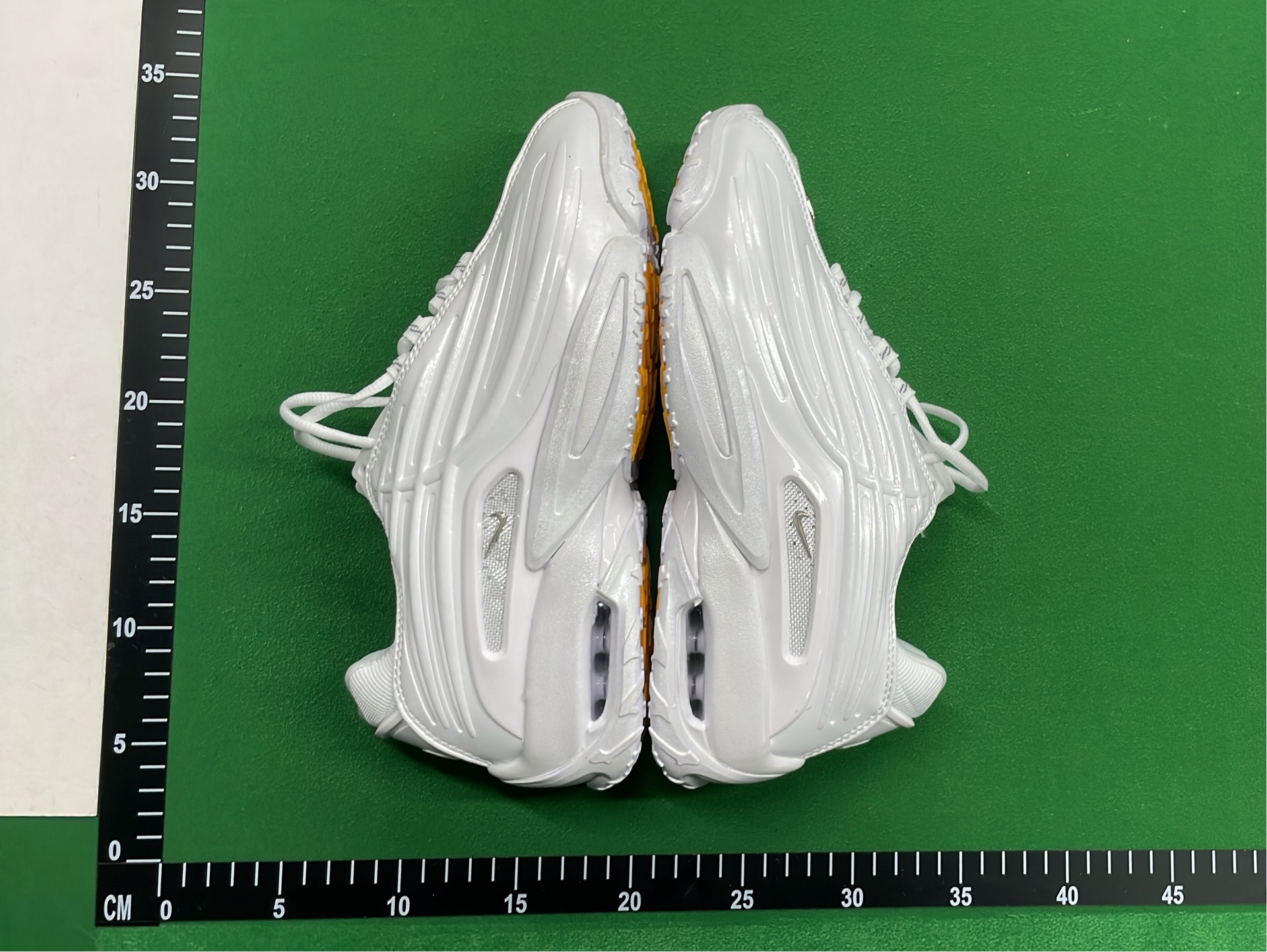 Nike Air Max 95 Sneakers - Classic Running Shoes in Multiple Colors