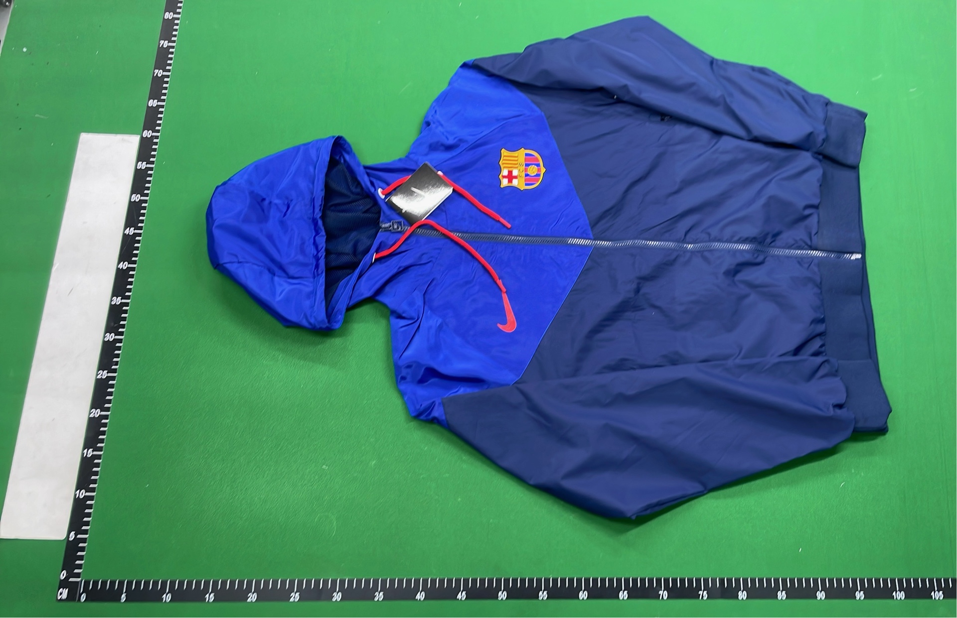 Liverpool FC Nike Windbreaker Jacket - Men's Blue and Navy