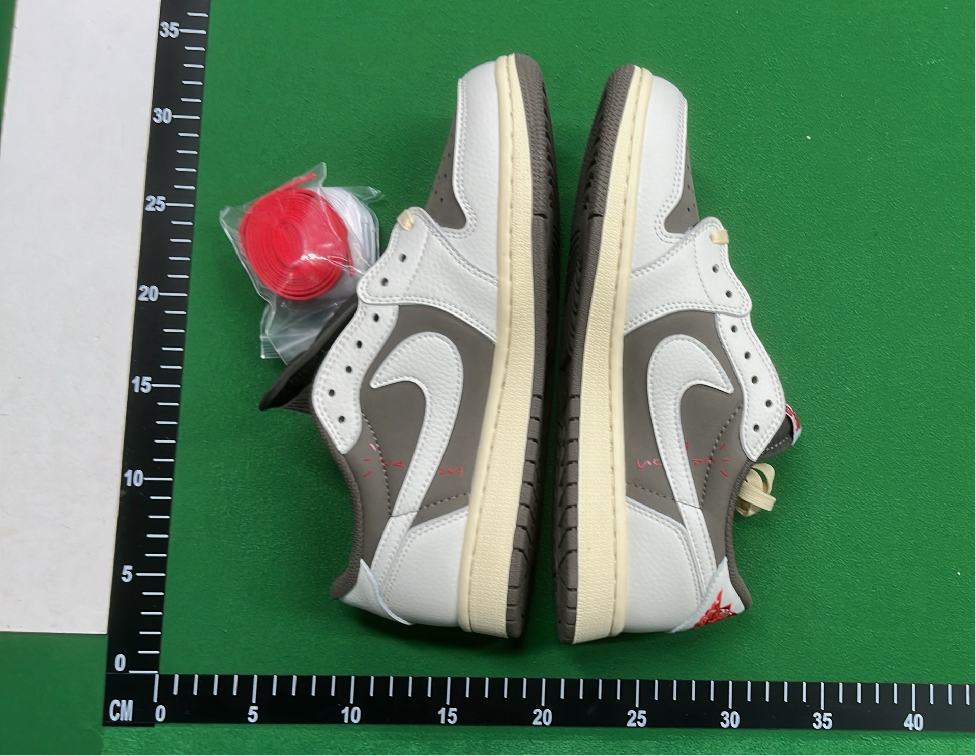 Air Jordan 1 Low Golf Shoes