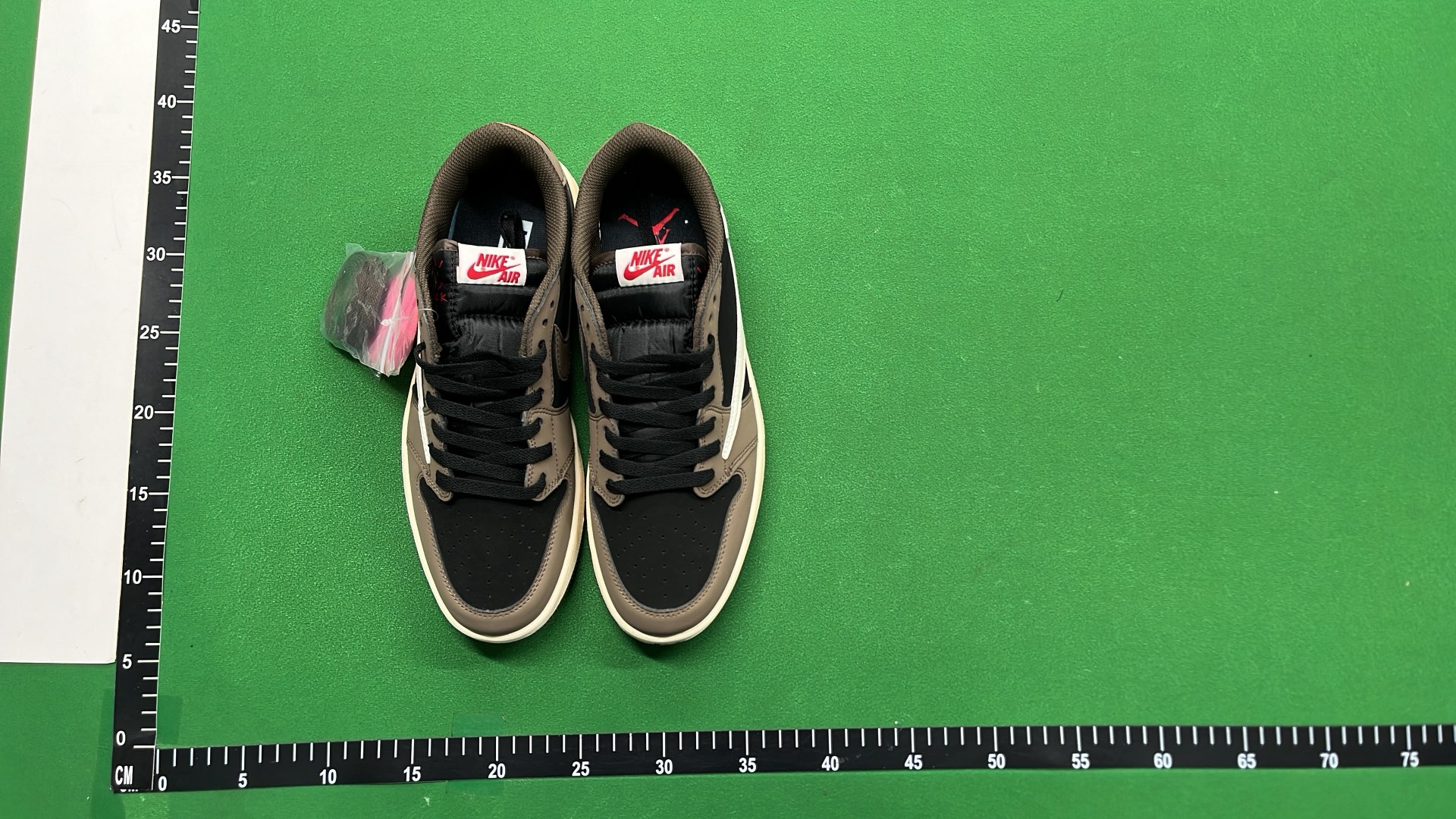 Air Jordan 1 Low Retro Chocolate Brown Black Red