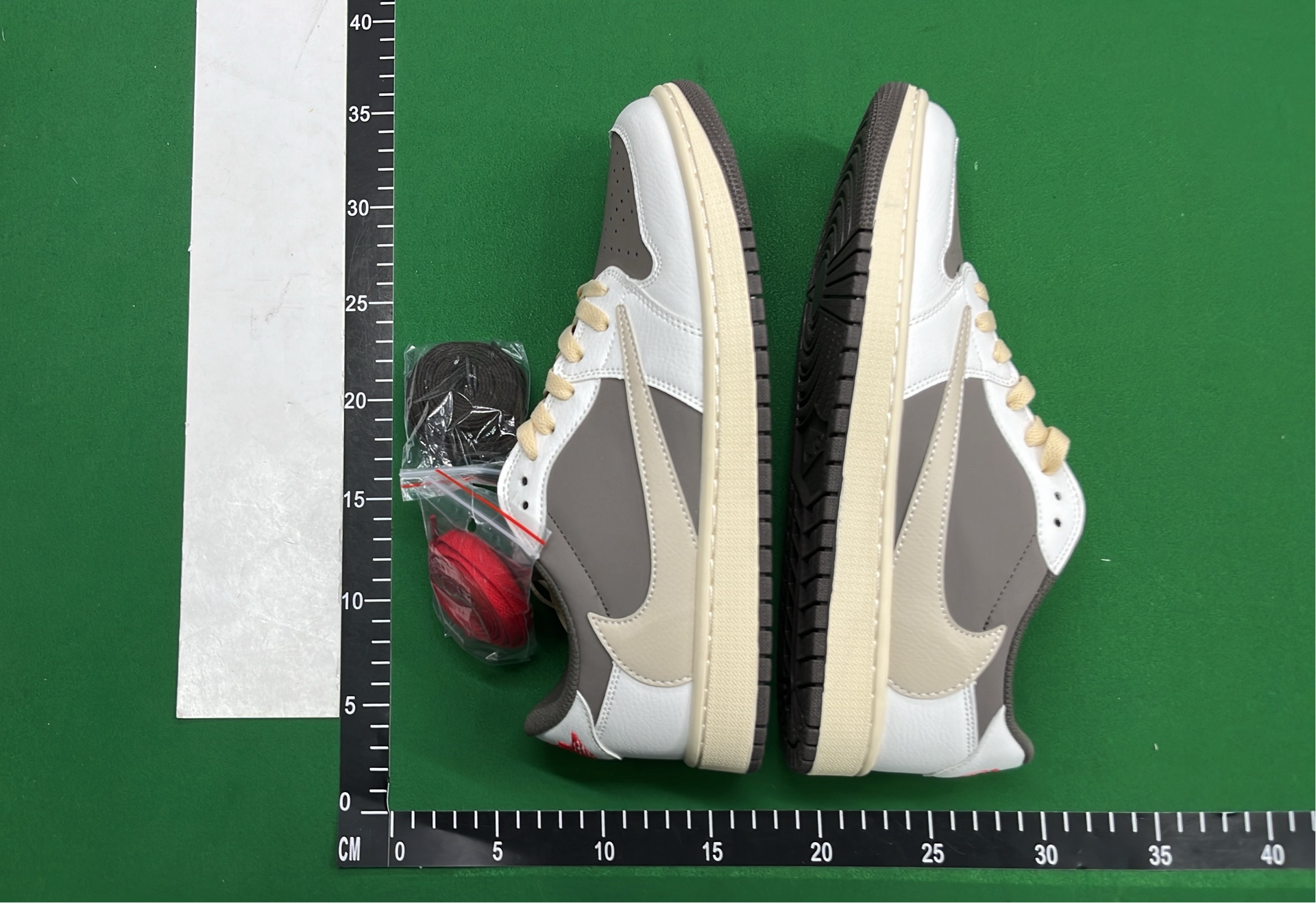 Air Jordan 1 Low Retro Chocolate Brown Black Red