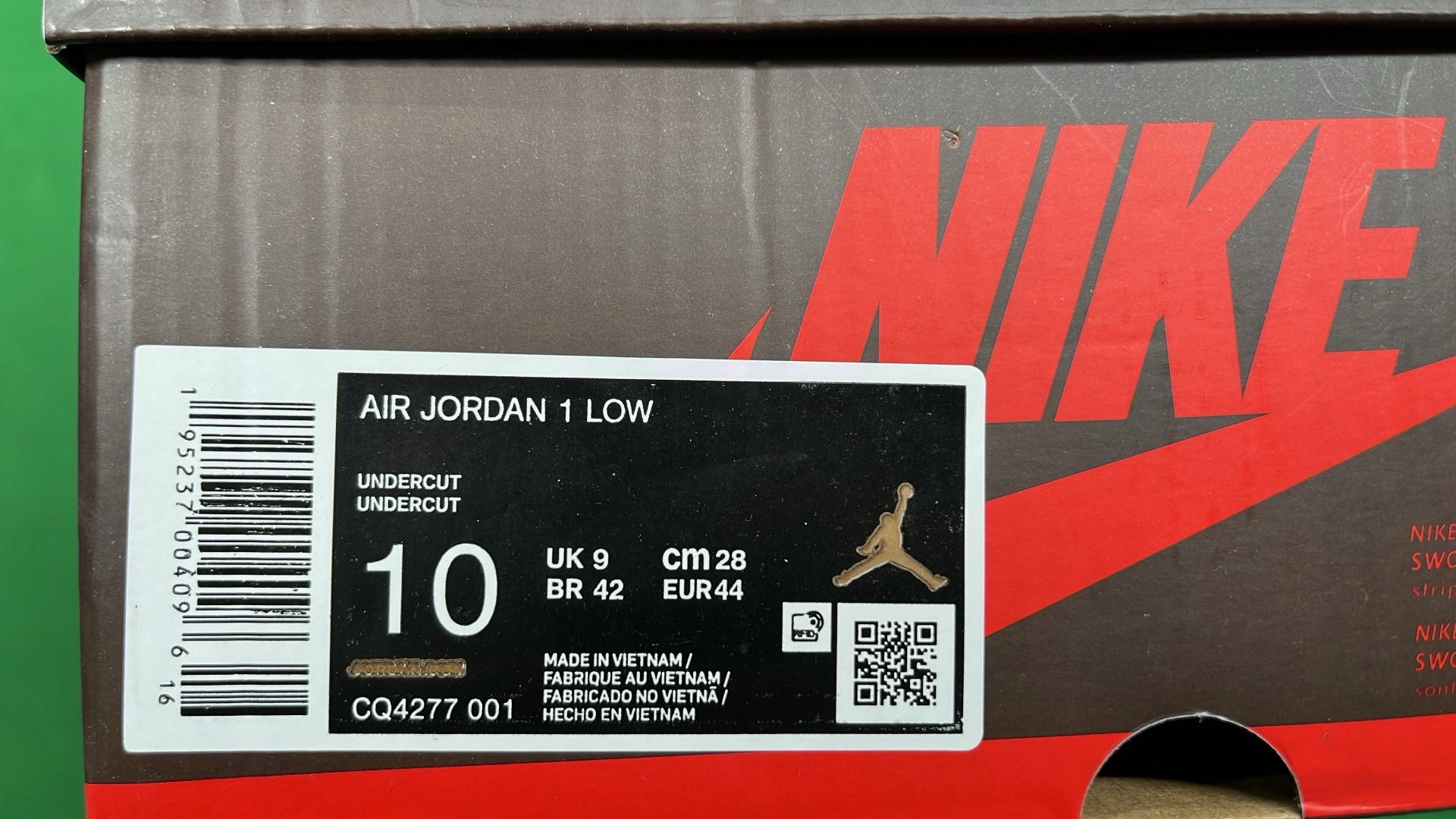 Air Jordan 1 Low Retro Chocolate Brown Black Red