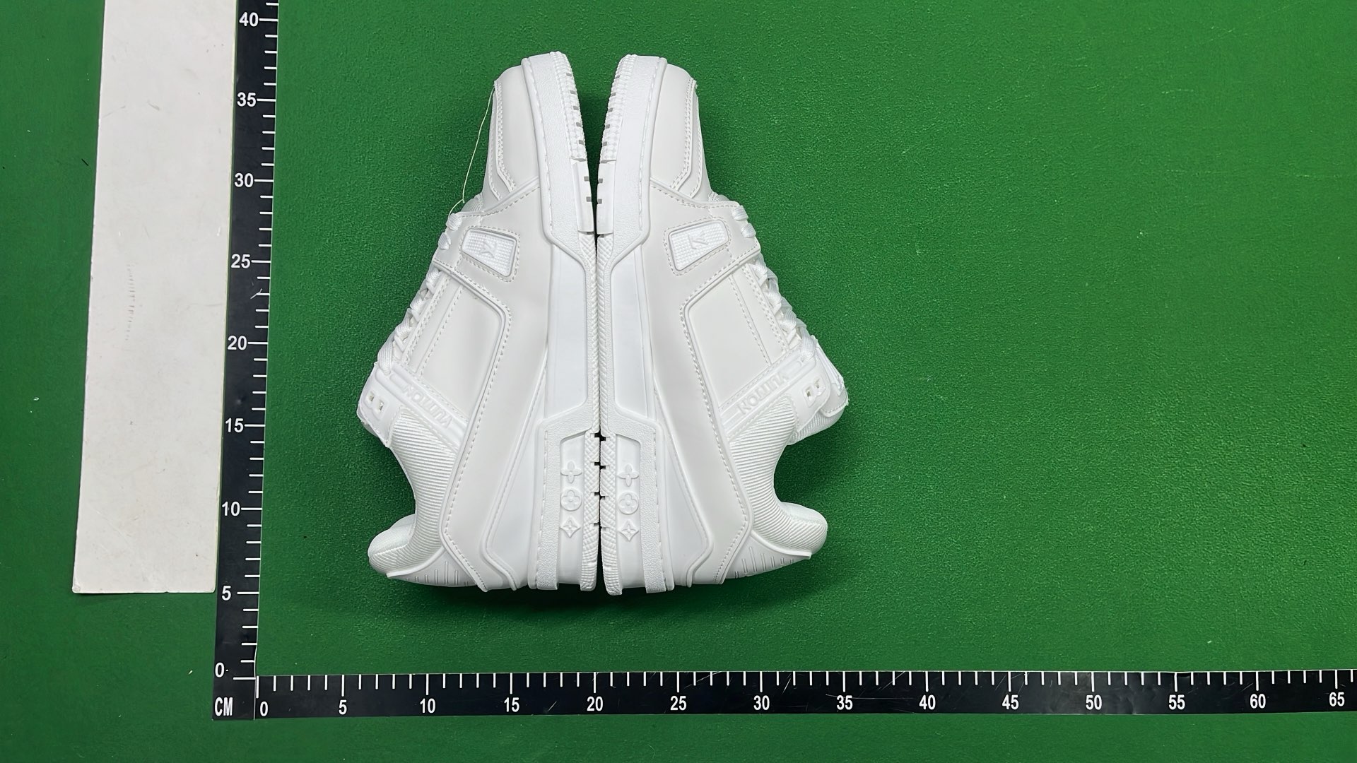 Louis Vuitton x Supreme Trainer Sneakers - Limited Edition
