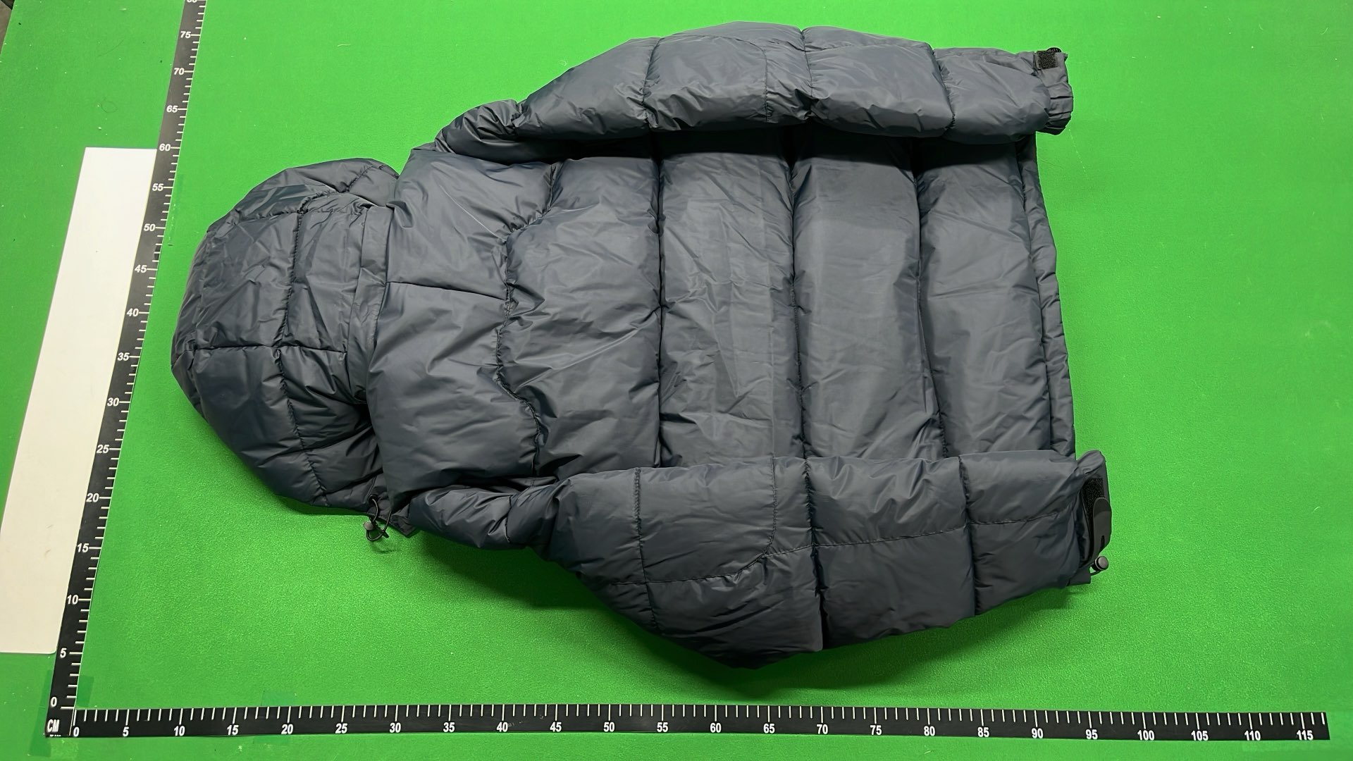Lacoste White Zip-Up Hoodie with Crocodile Logo