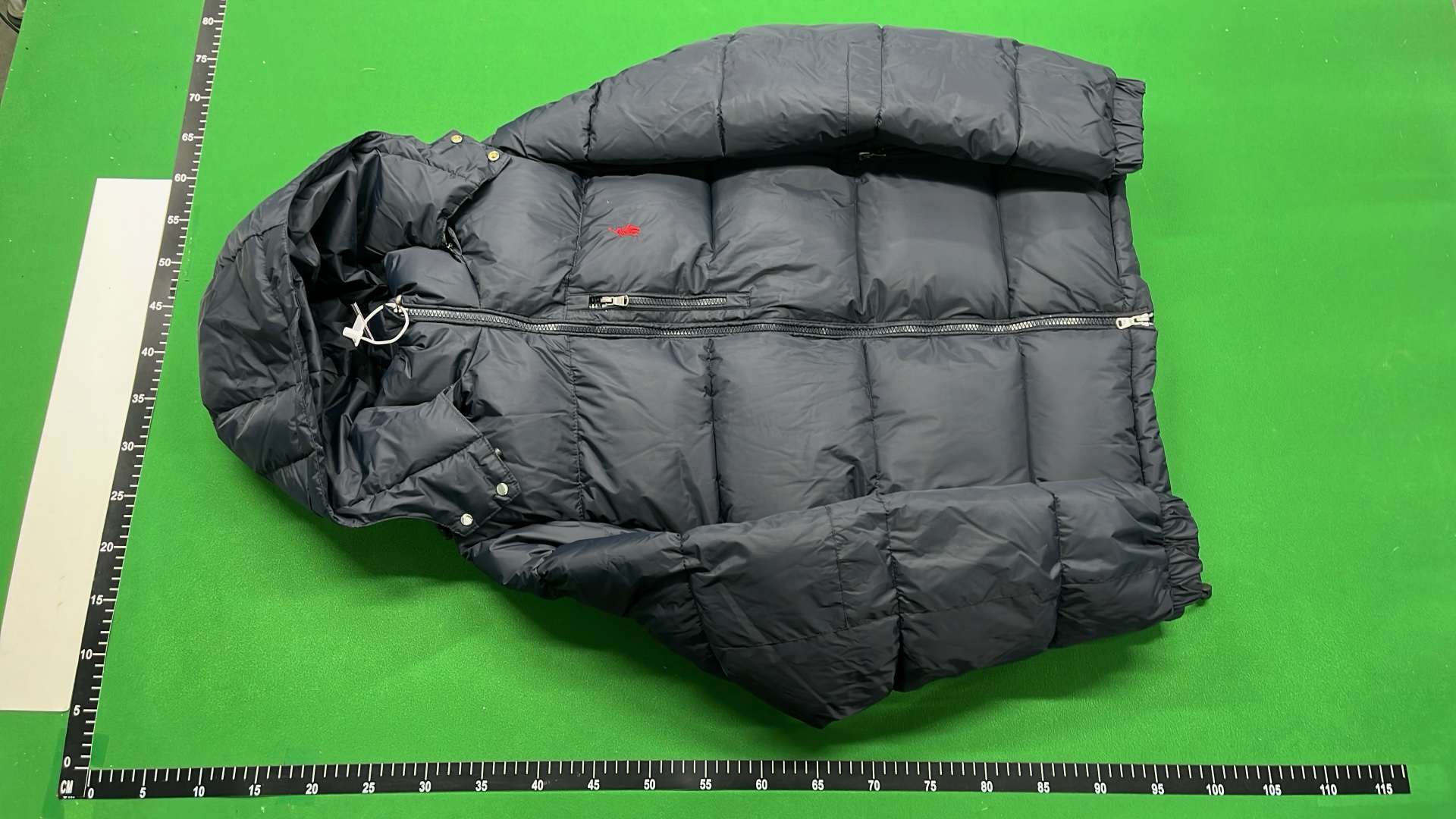 Lacoste White Zip-Up Hoodie with Crocodile Logo