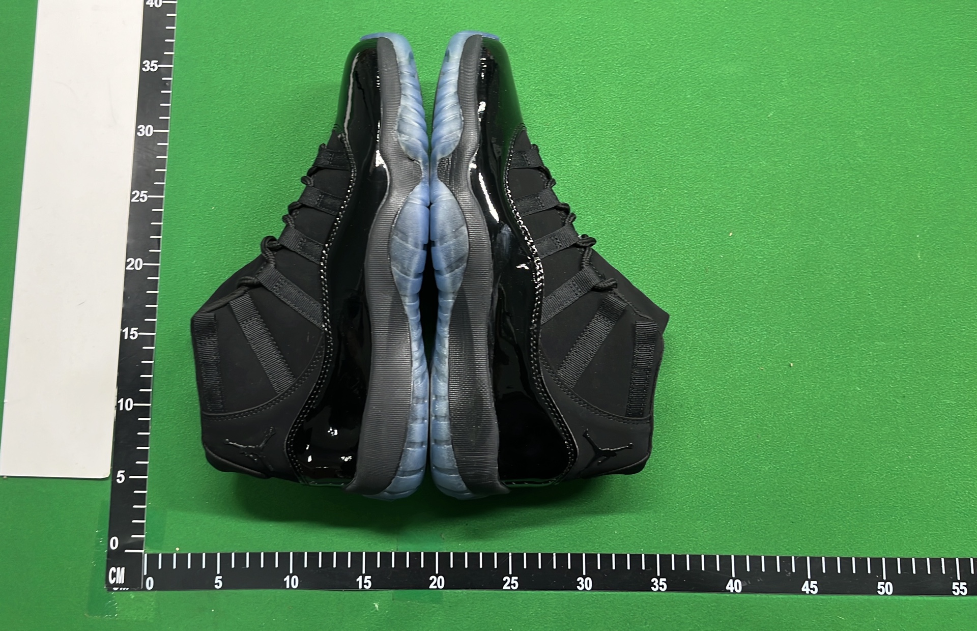 Air Jordan 11 Retro - Premium Basketball Sneakers
