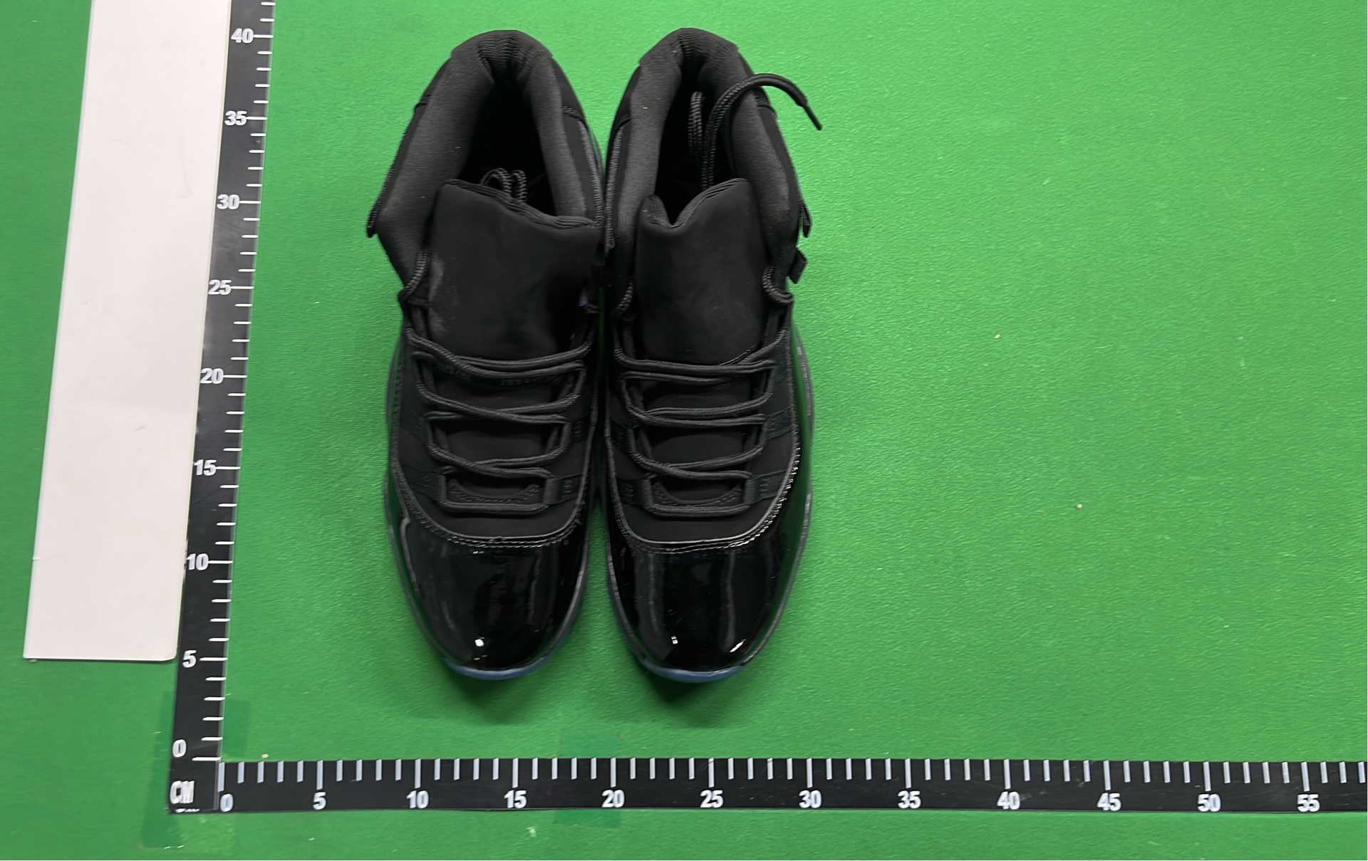 Air Jordan 11 Retro - Premium Basketball Sneakers