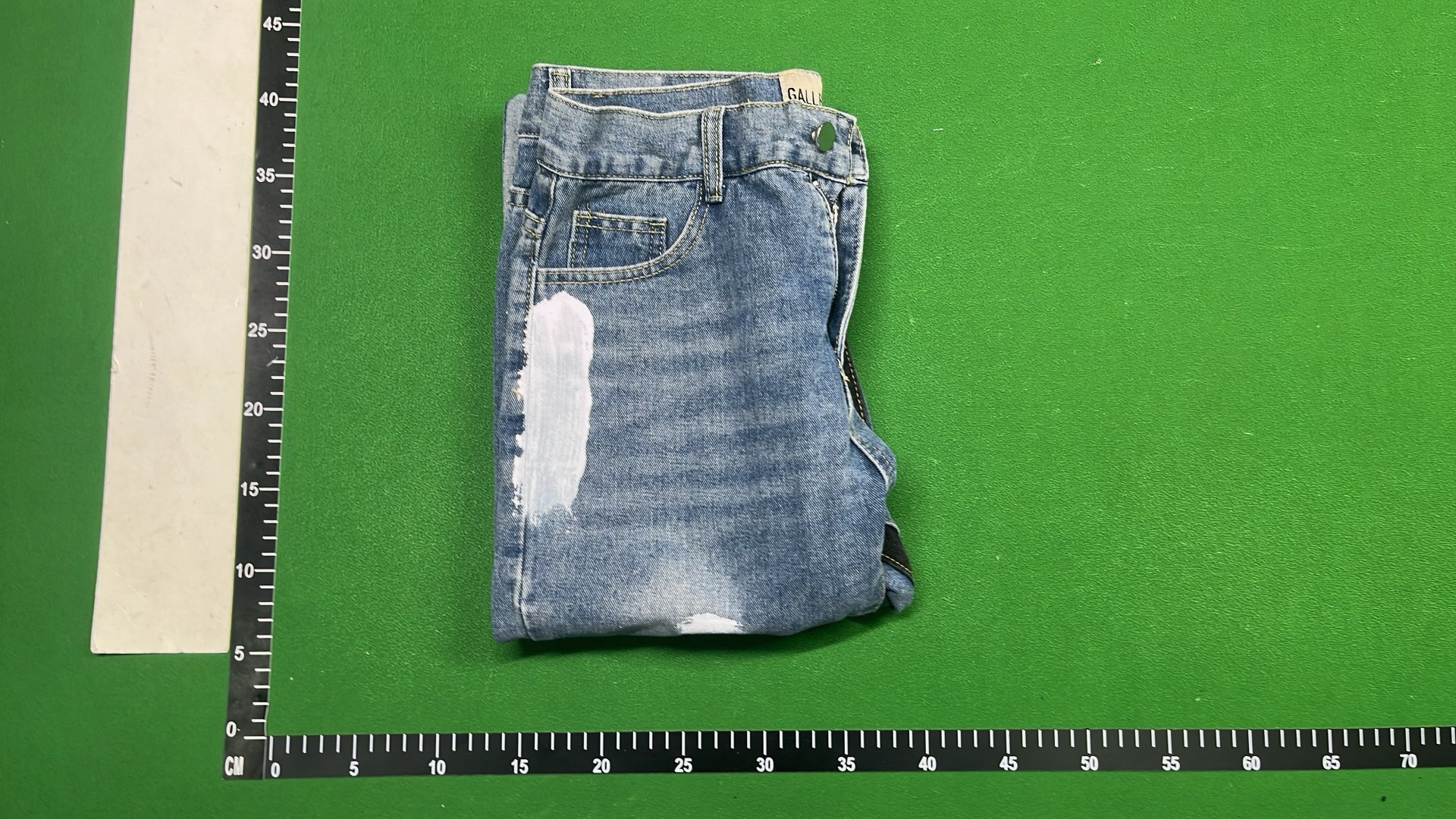 Ripped Denim Jeans for Men - Fashionable & Comfortable