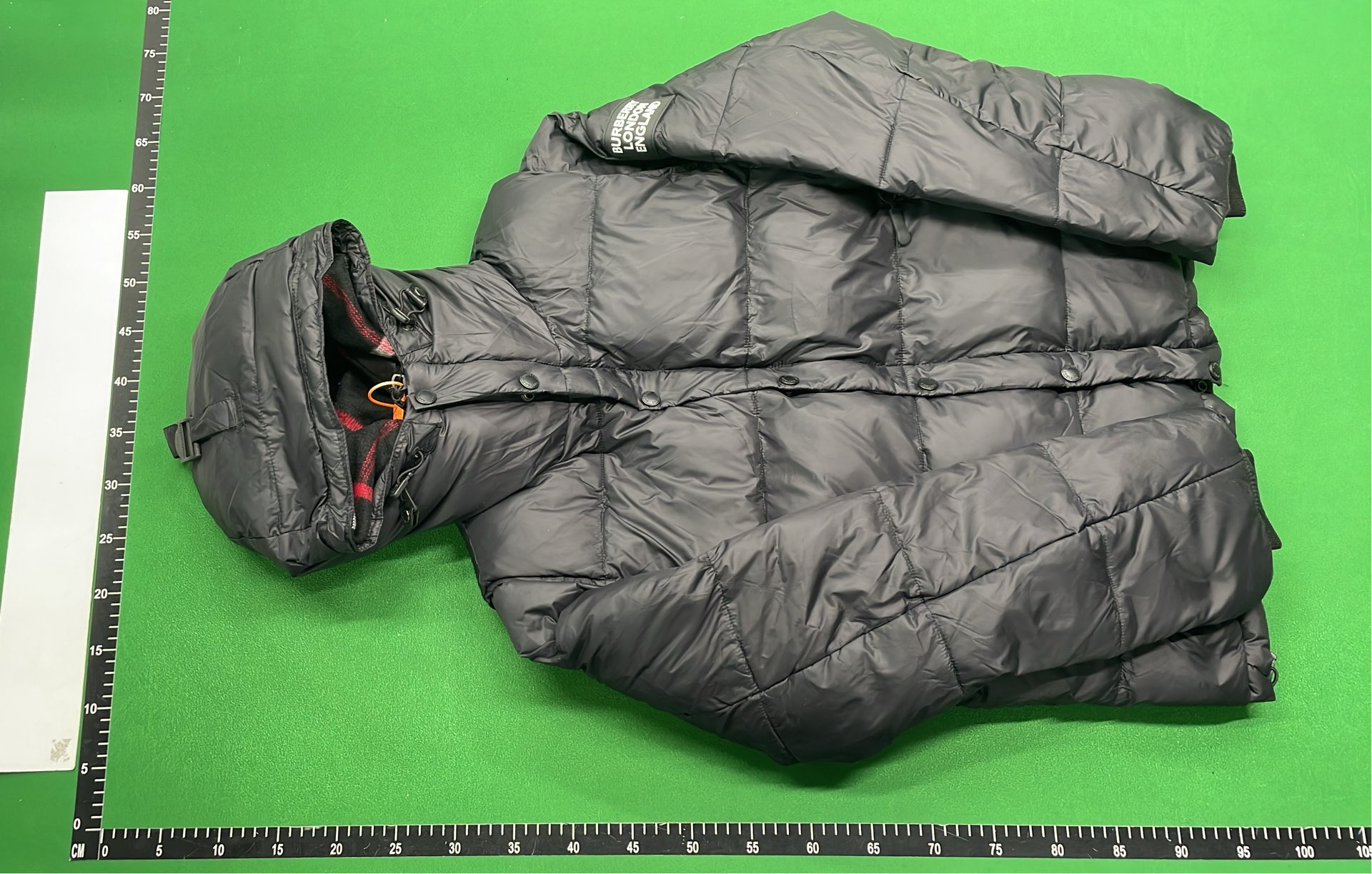 Burberry Puffer Jacket with Hooded Design