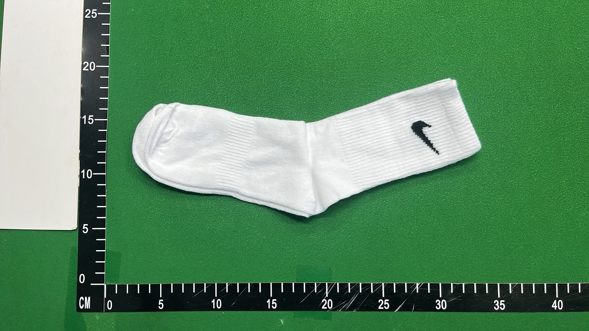 Nike Socks for Men and Women - Cotton Blend Crew Socks