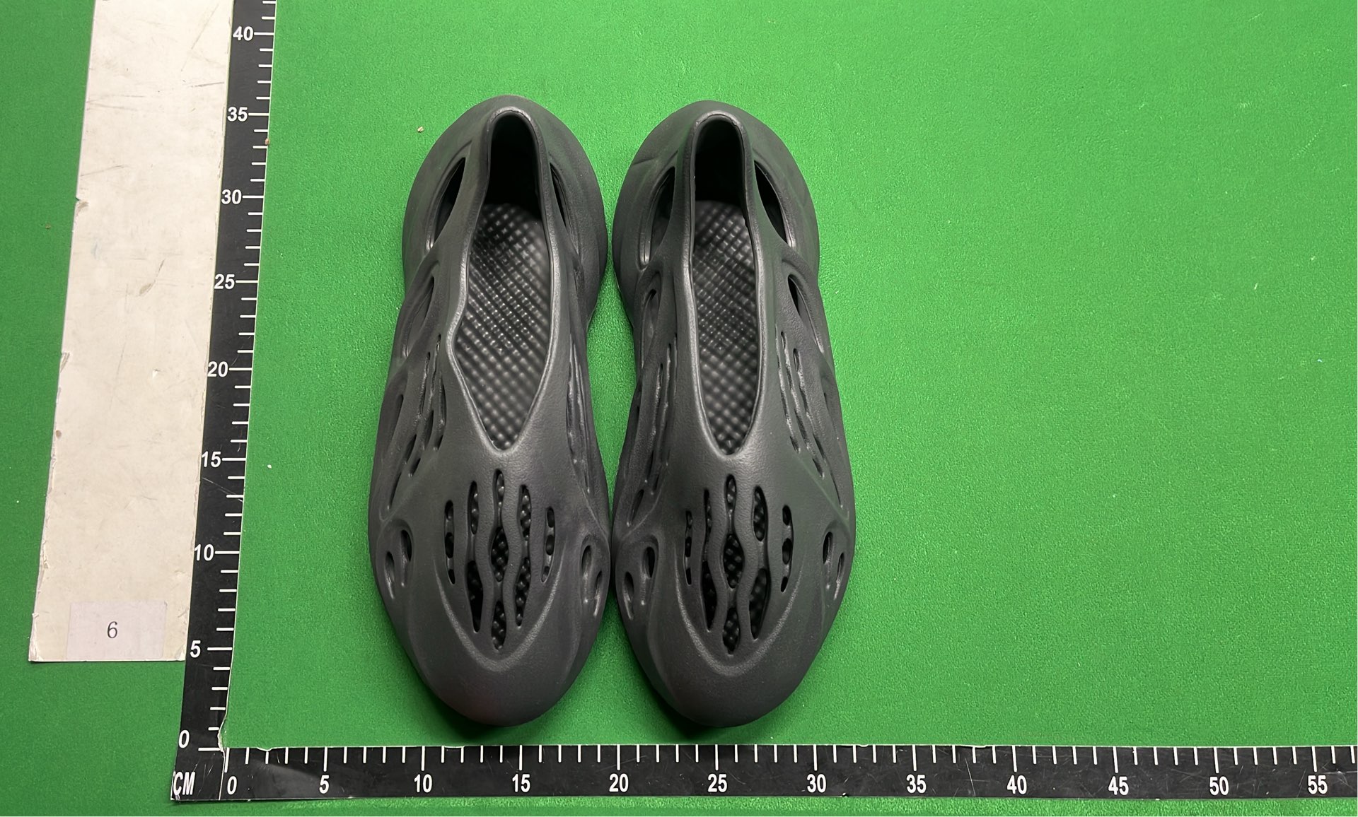 LW (B) Batch White Mesh Sneakers for Beach Wear