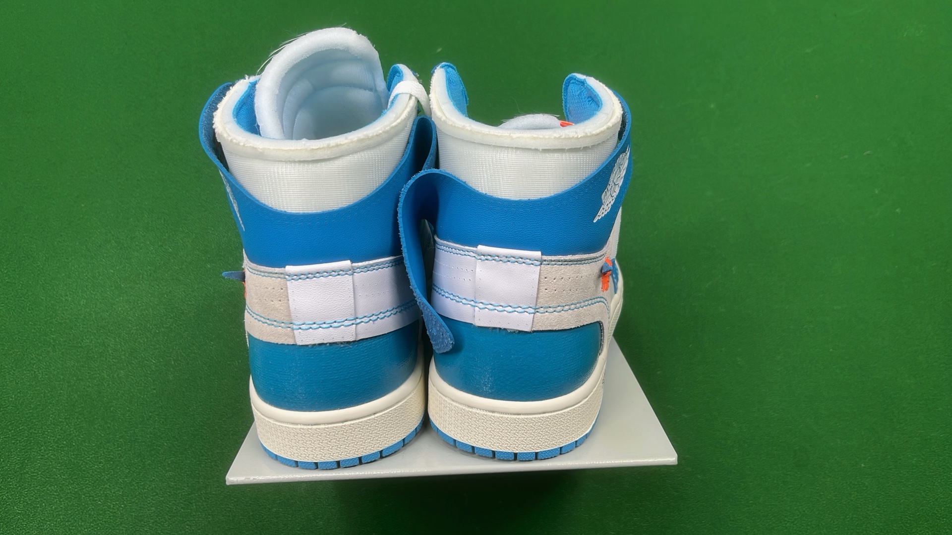 Air Jordan 1 High OG Sneakers Collection