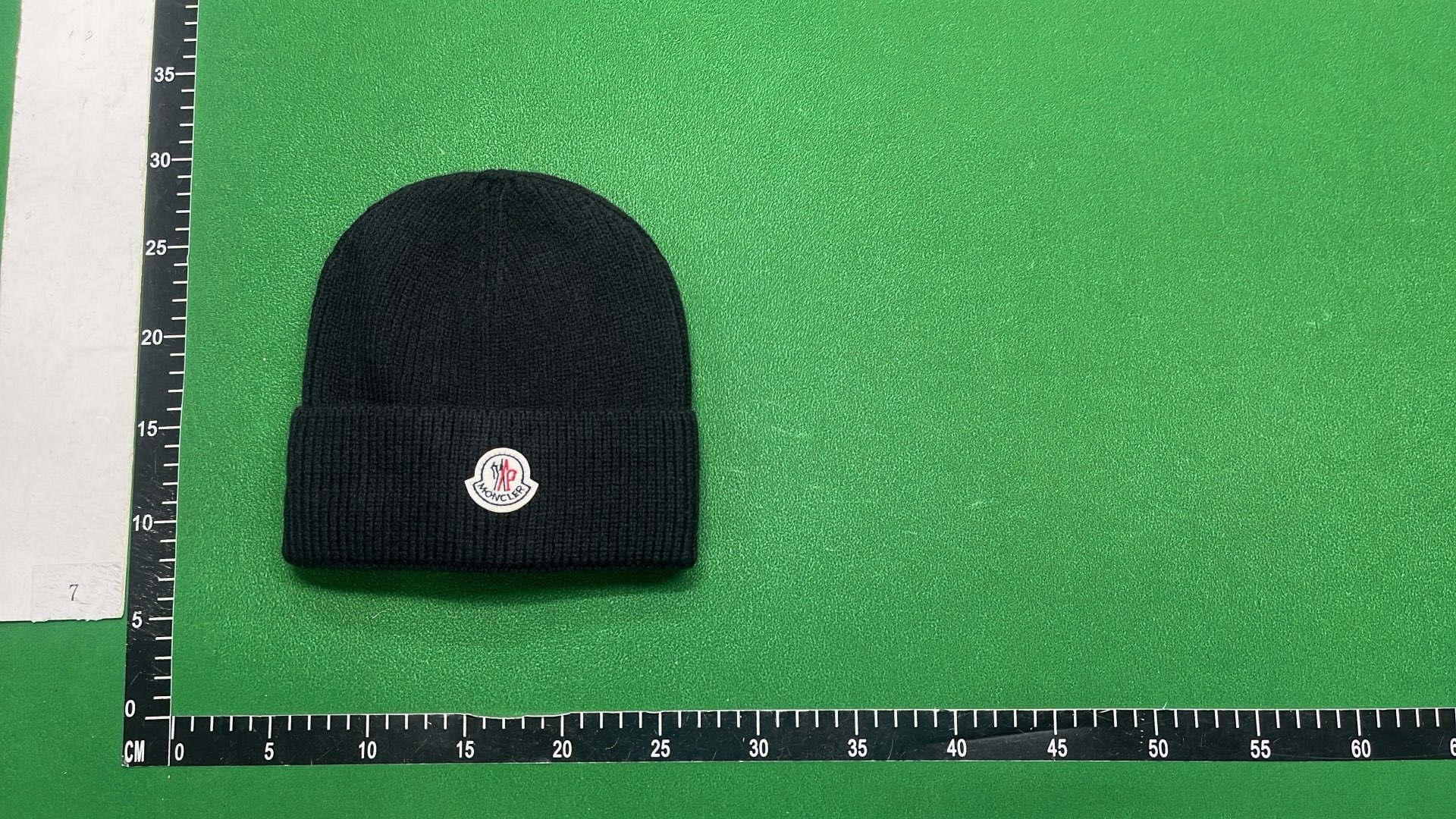 monclar beanie Hat  in the Best OopBuy Spreadsheet QC photos