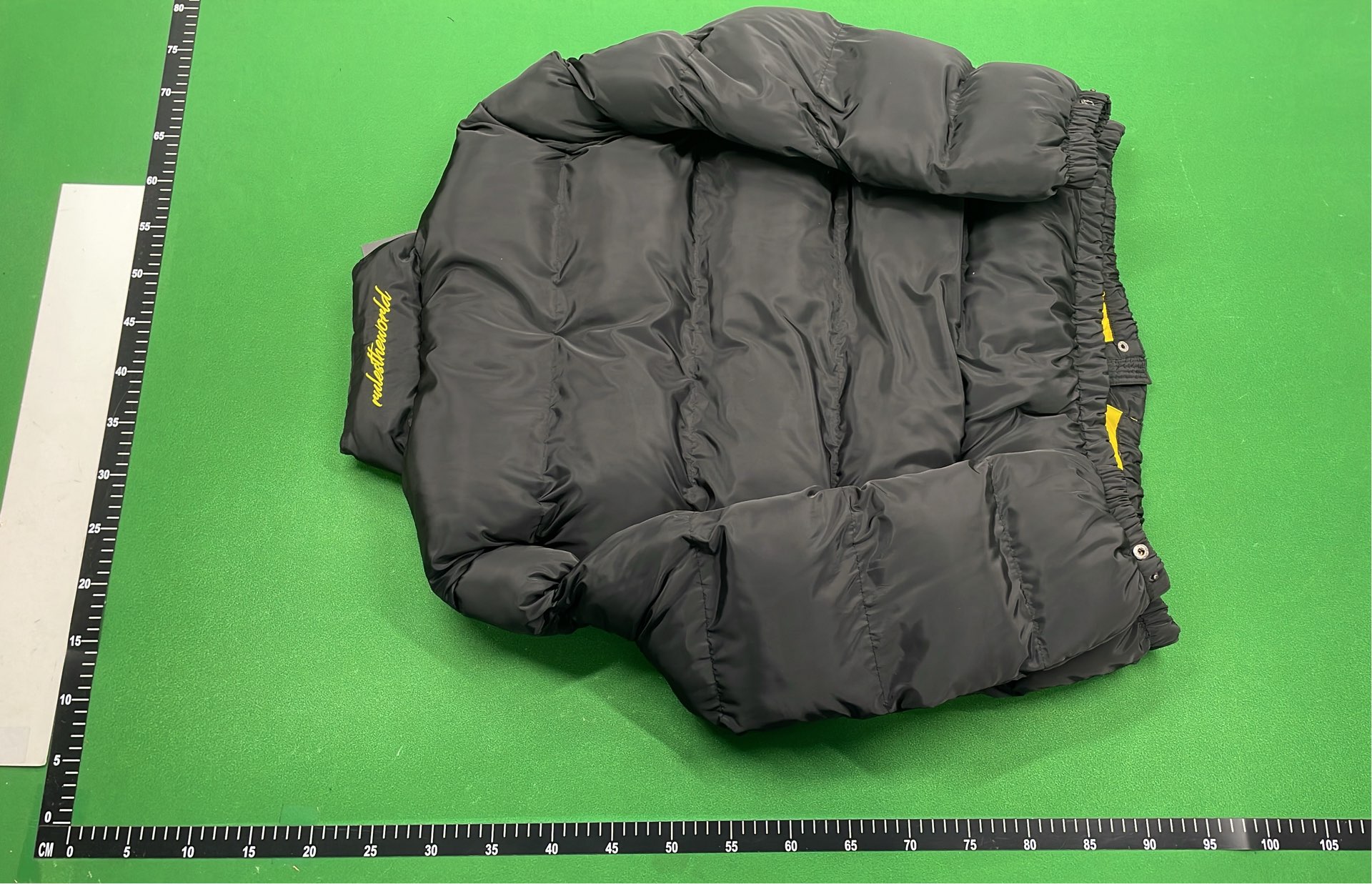 Corte Puffer Vest for Women - Stylish Short Down Jacket in Gray, Black, Green