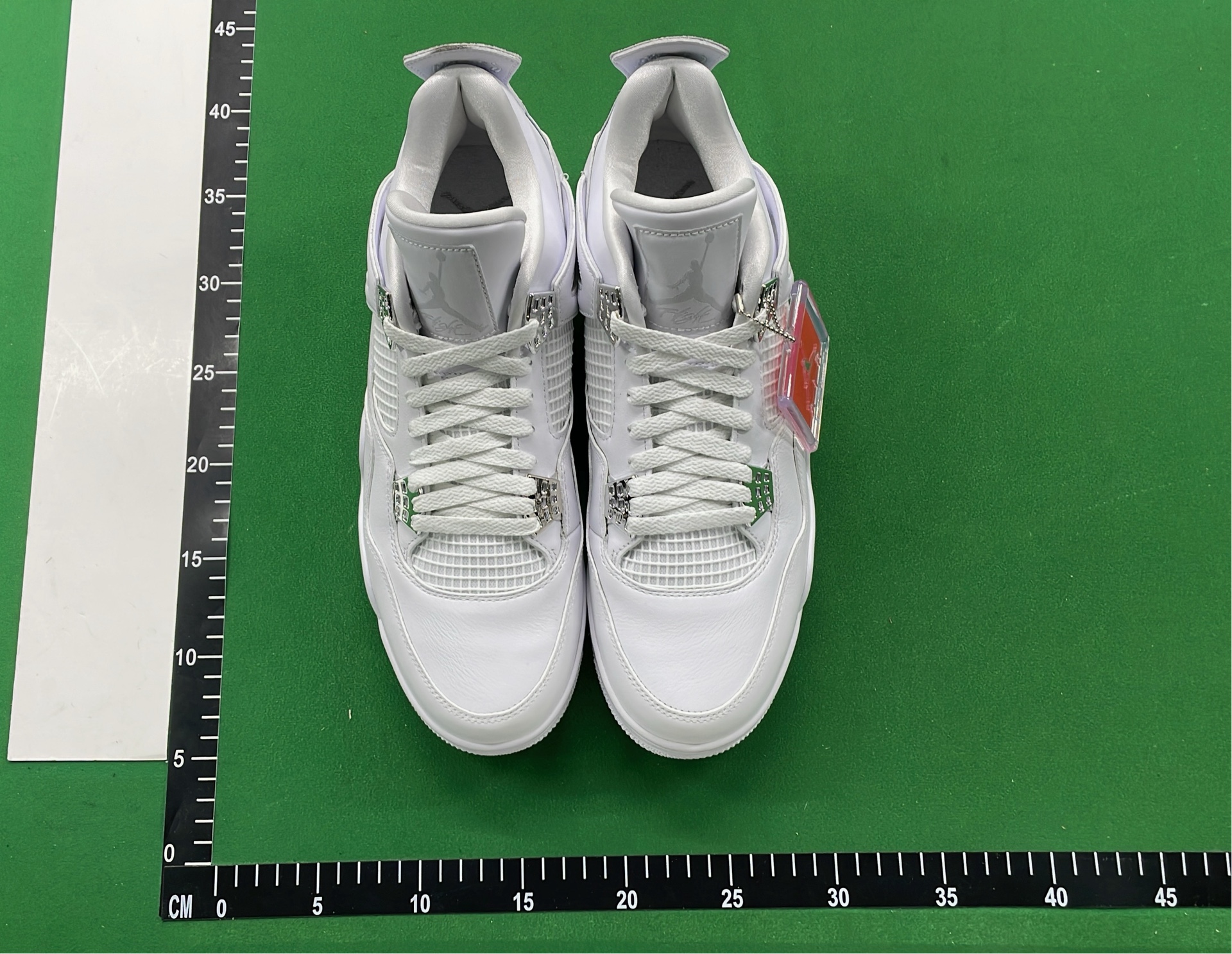 Air Jordan 1 Low Bred Black Toe