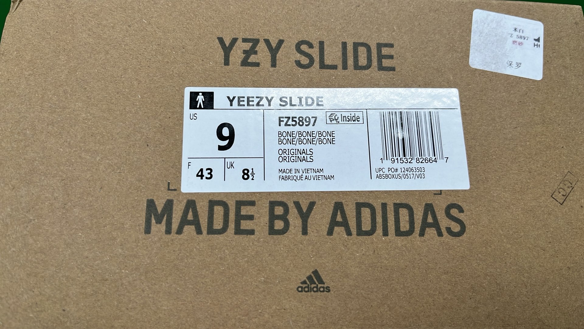 Yeezy Slide Sandals Cream White