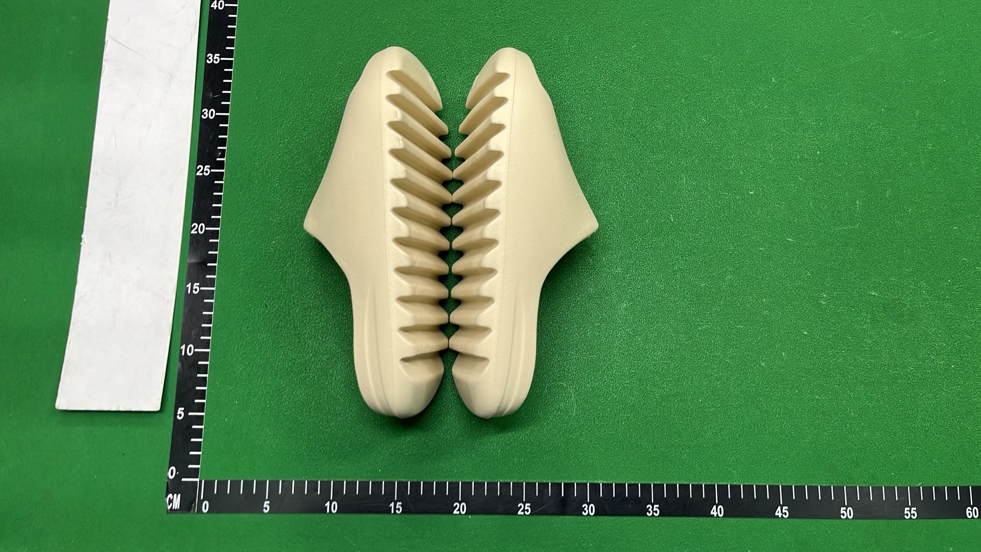 Yeezy Slide Sandals Cream White