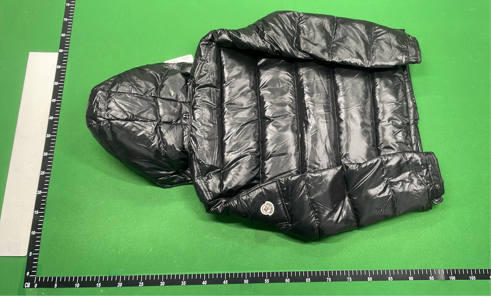 Moncler Black Puffer Jacket with Hood and Logo Patch