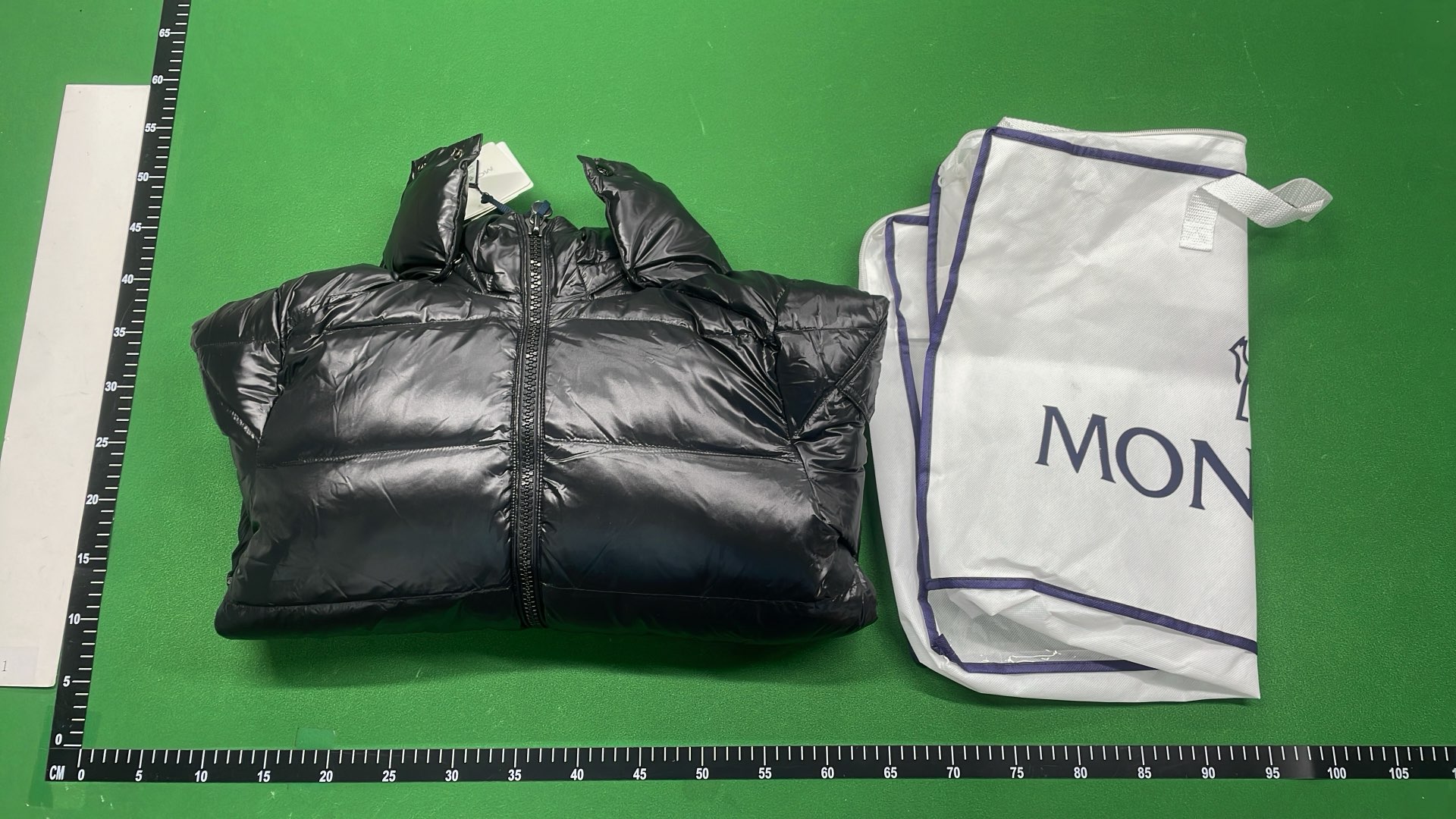 Moncler Black Puffer Jacket with Hood and Logo Patch