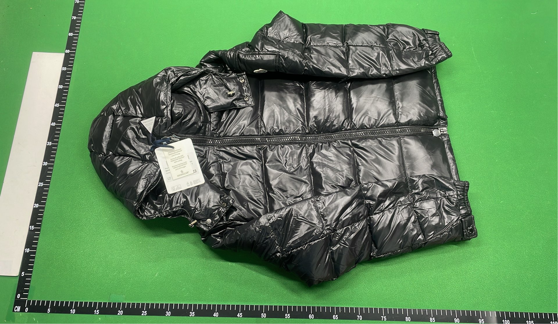 Moncler Black Puffer Jacket with Hood and Logo Patch