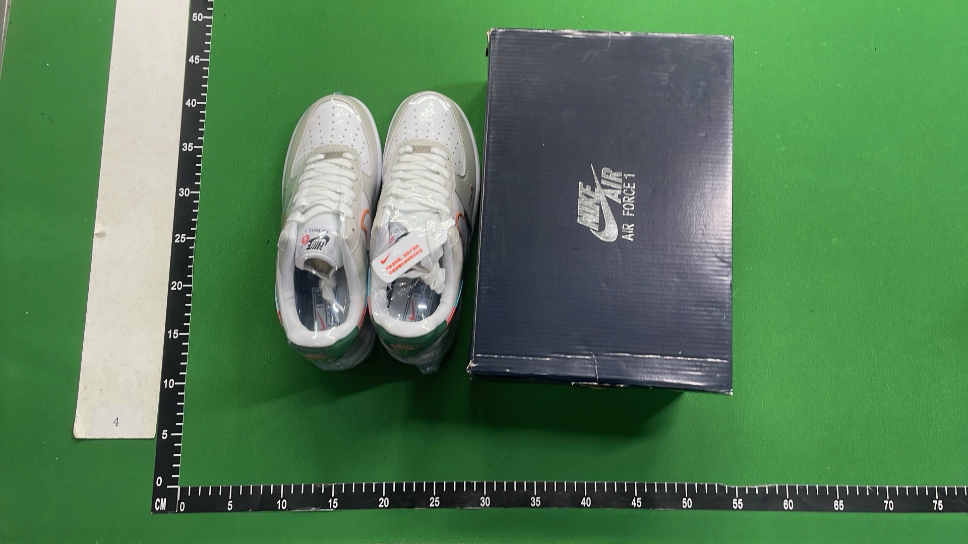 Nike Air Force 1 Low Sneakers - Classic Street Style