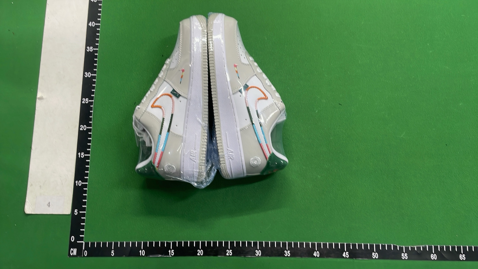 Nike Air Force 1 Low Sneakers - Classic Street Style