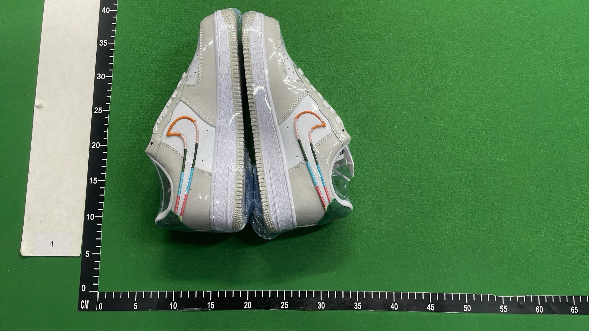 Nike Air Force 1 Low Sneakers - Classic Street Style
