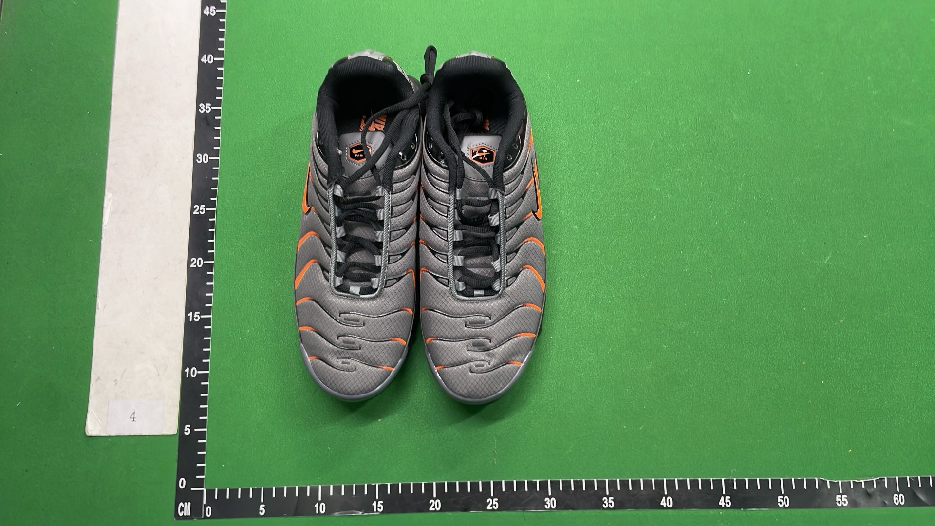 Nike Air Max Plus TN Running Shoes - Men's Athletic Sneakers