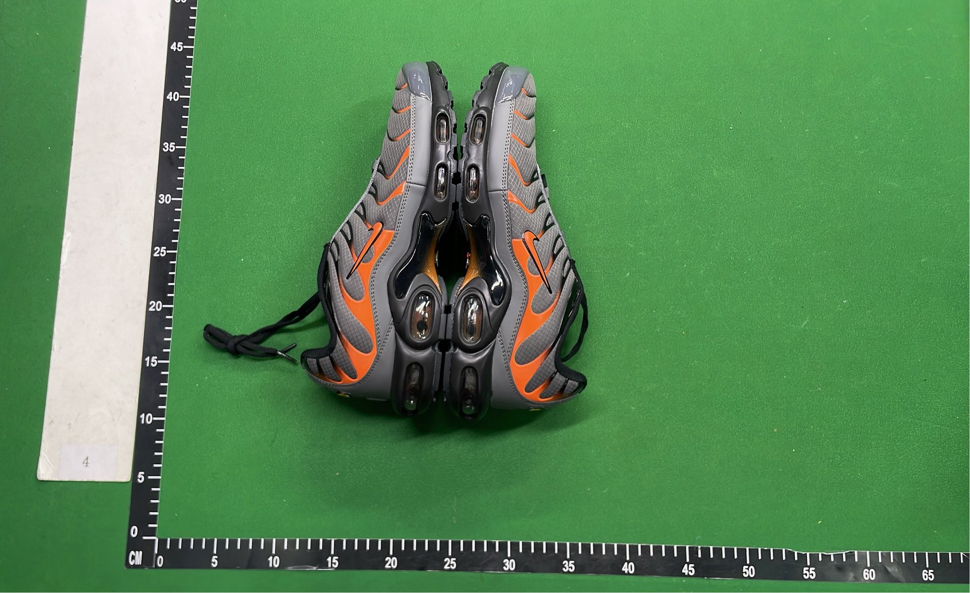 Nike Air Max Plus TN Running Shoes - Men's Athletic Sneakers