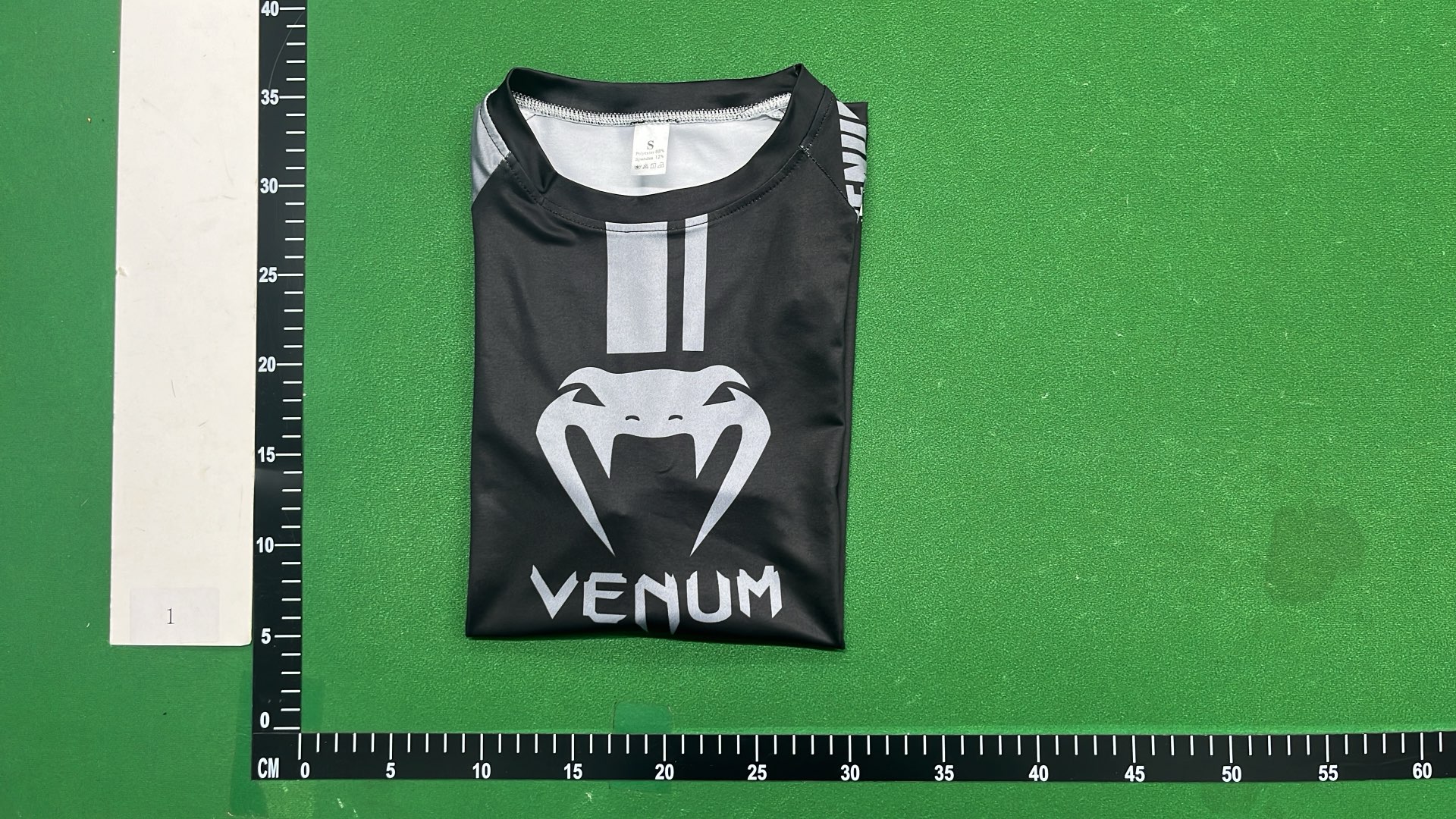 VENUM King of Fighters Short Sleeve Rash Guard