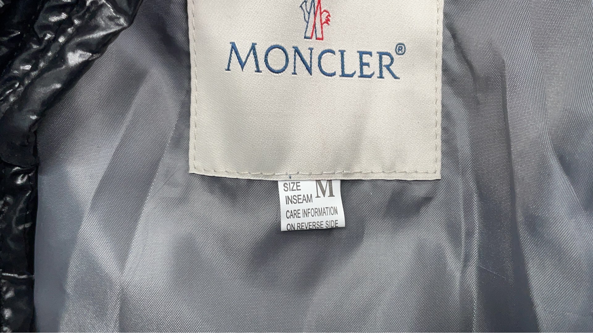 Moncler Puffer Jacket for Men Women