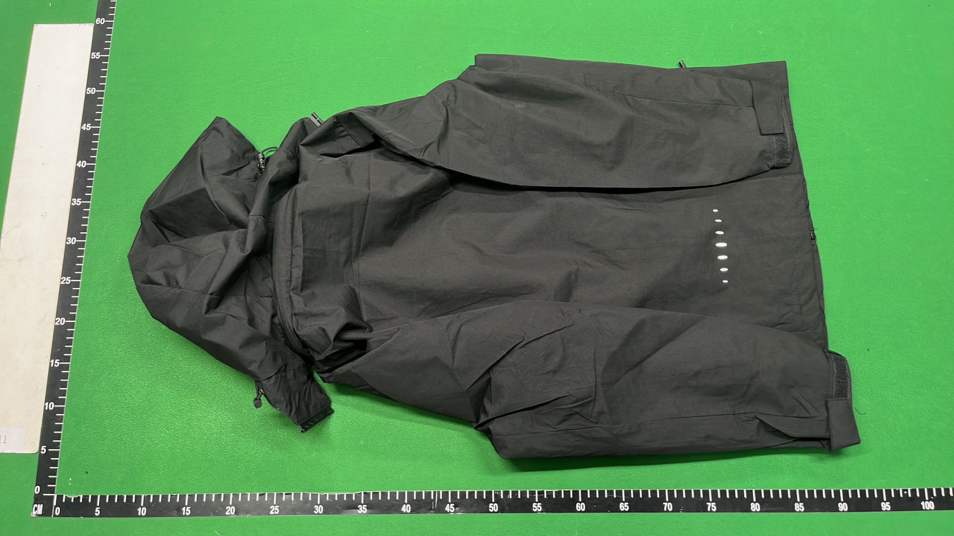 Arc'teryx GORE-TEX Jacket with Hood - Black