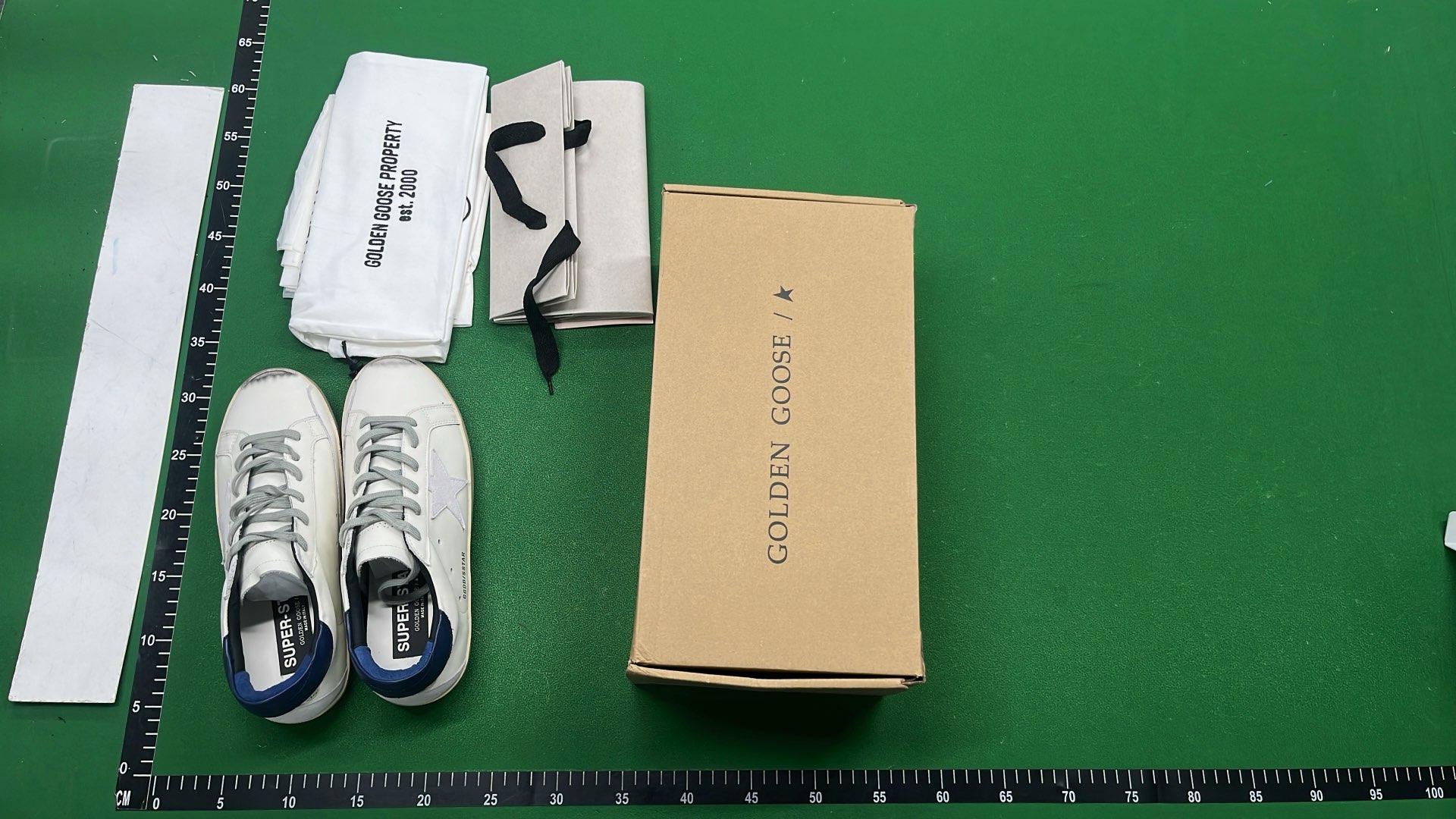 Golden Goose GGDB/SSTAR White Sneakers with Glitter Star