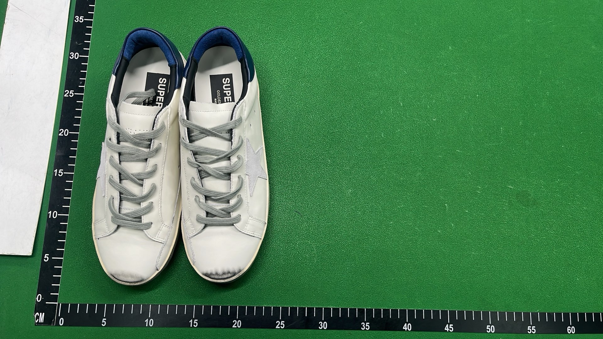 Golden Goose GGDB/SSTAR White Sneakers with Glitter Star