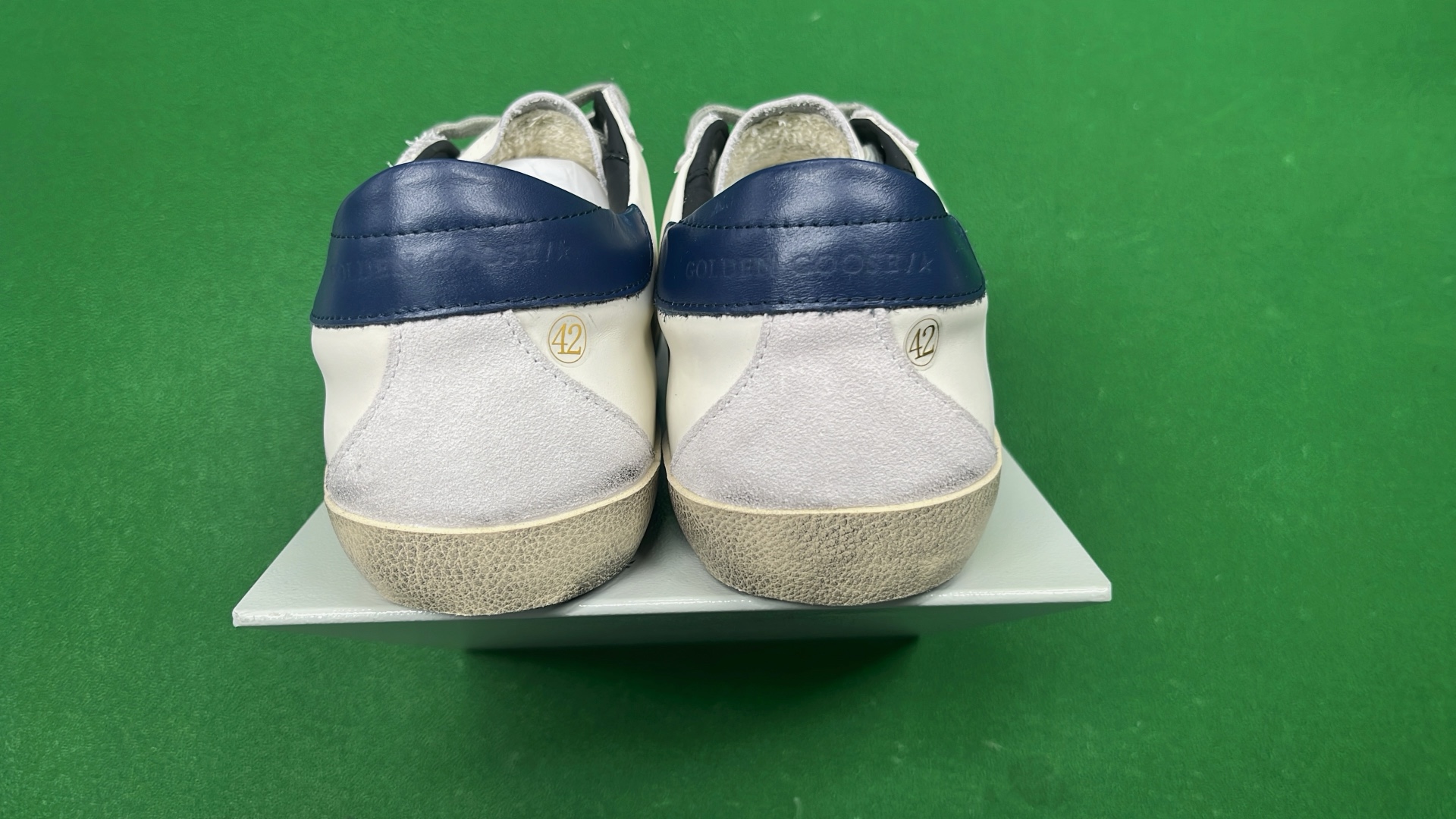 Golden Goose GGDB/SSTAR White Sneakers with Glitter Star