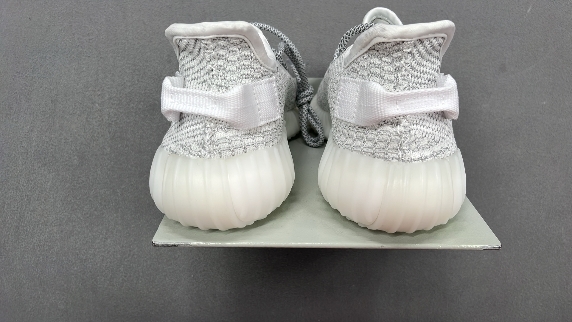 Yeezy Boost 350 V2 Sneakers - Fashionable Streetwear Shoes