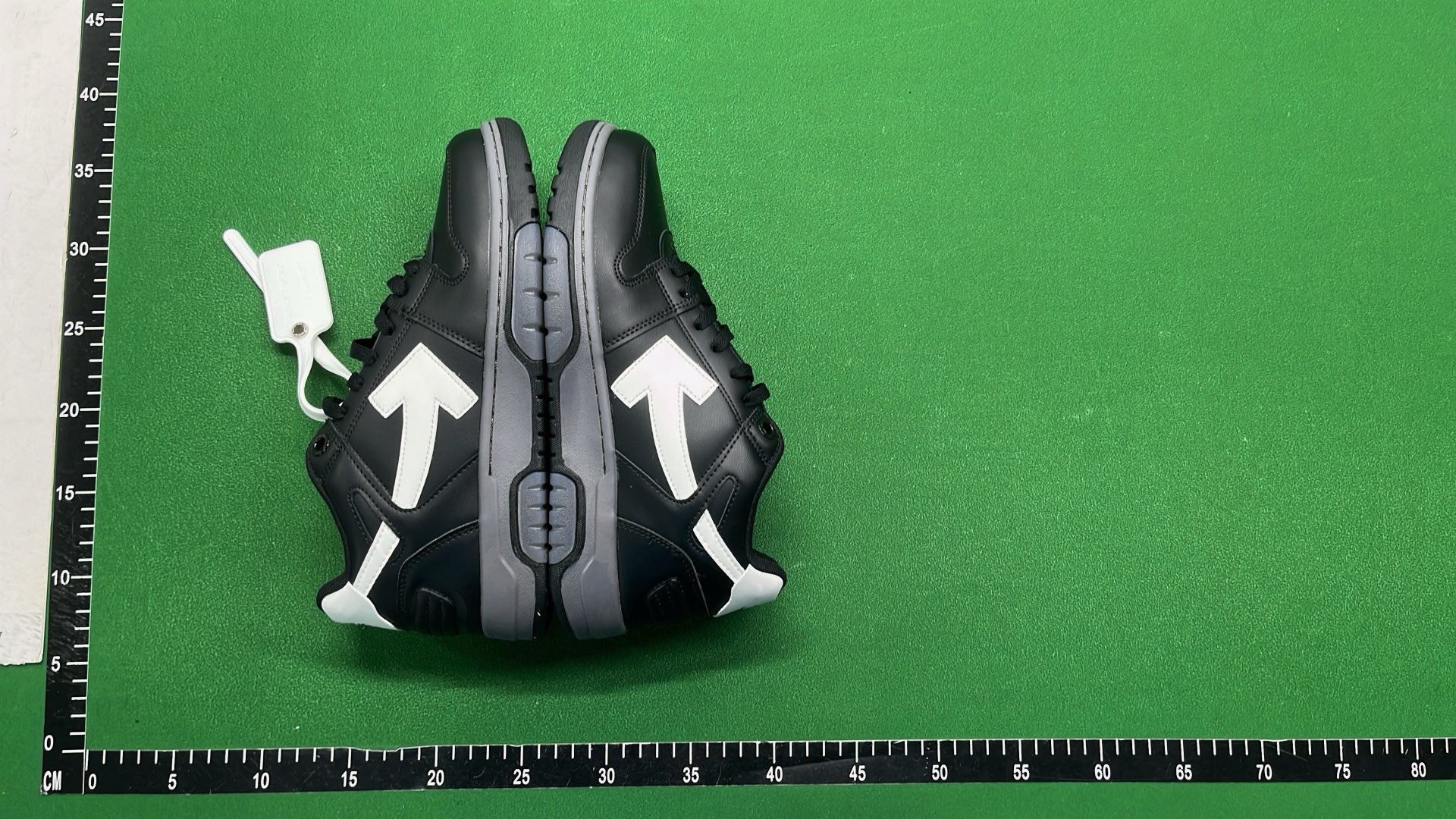 OFF-WHITE Industrial Belt Low-Top Sneakers