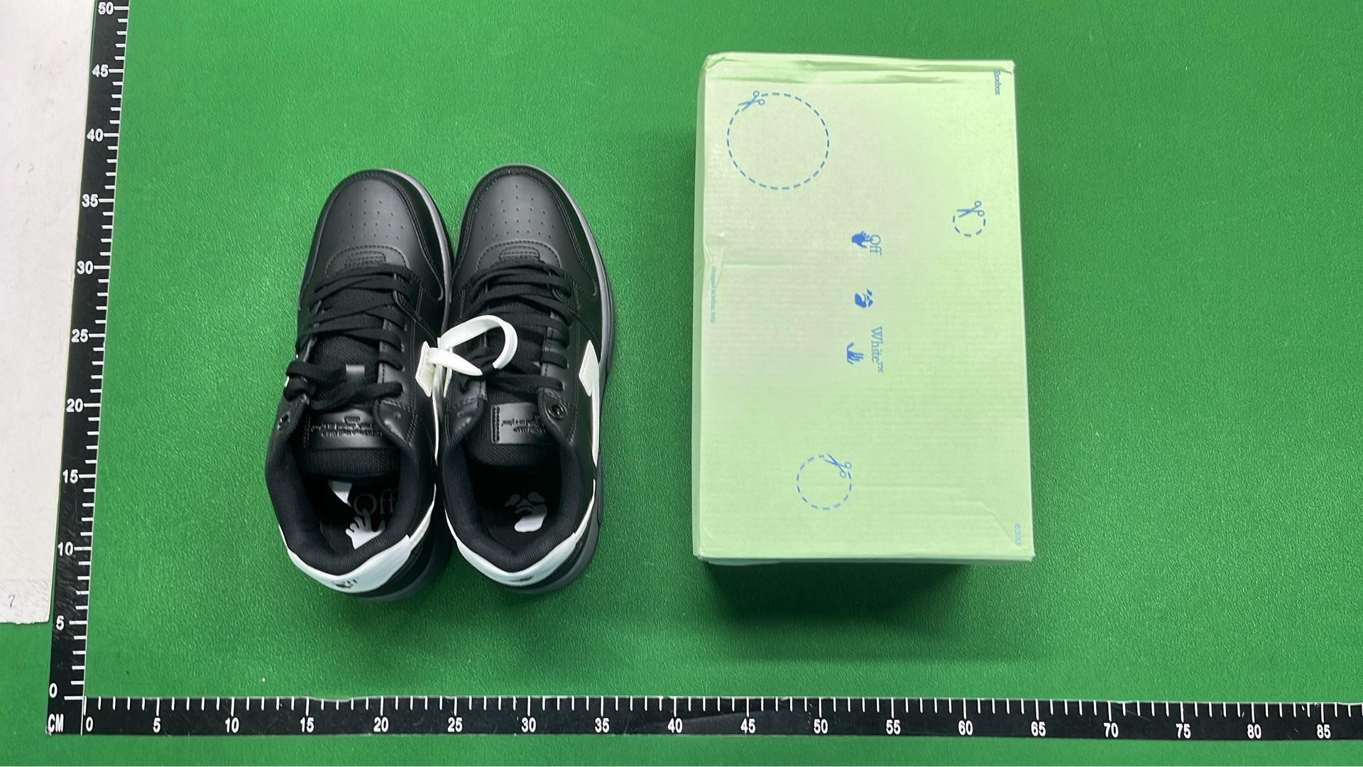 OFF-WHITE Industrial Belt Low-Top Sneakers