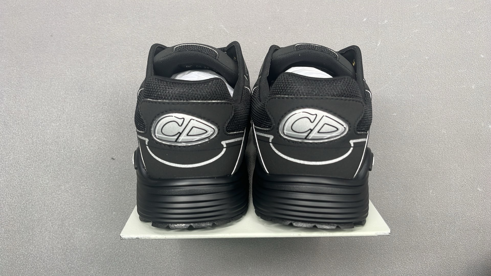 1:1 Batch DIOR B30 Shoes  in the Best OopBuy Spreadsheet QC photos