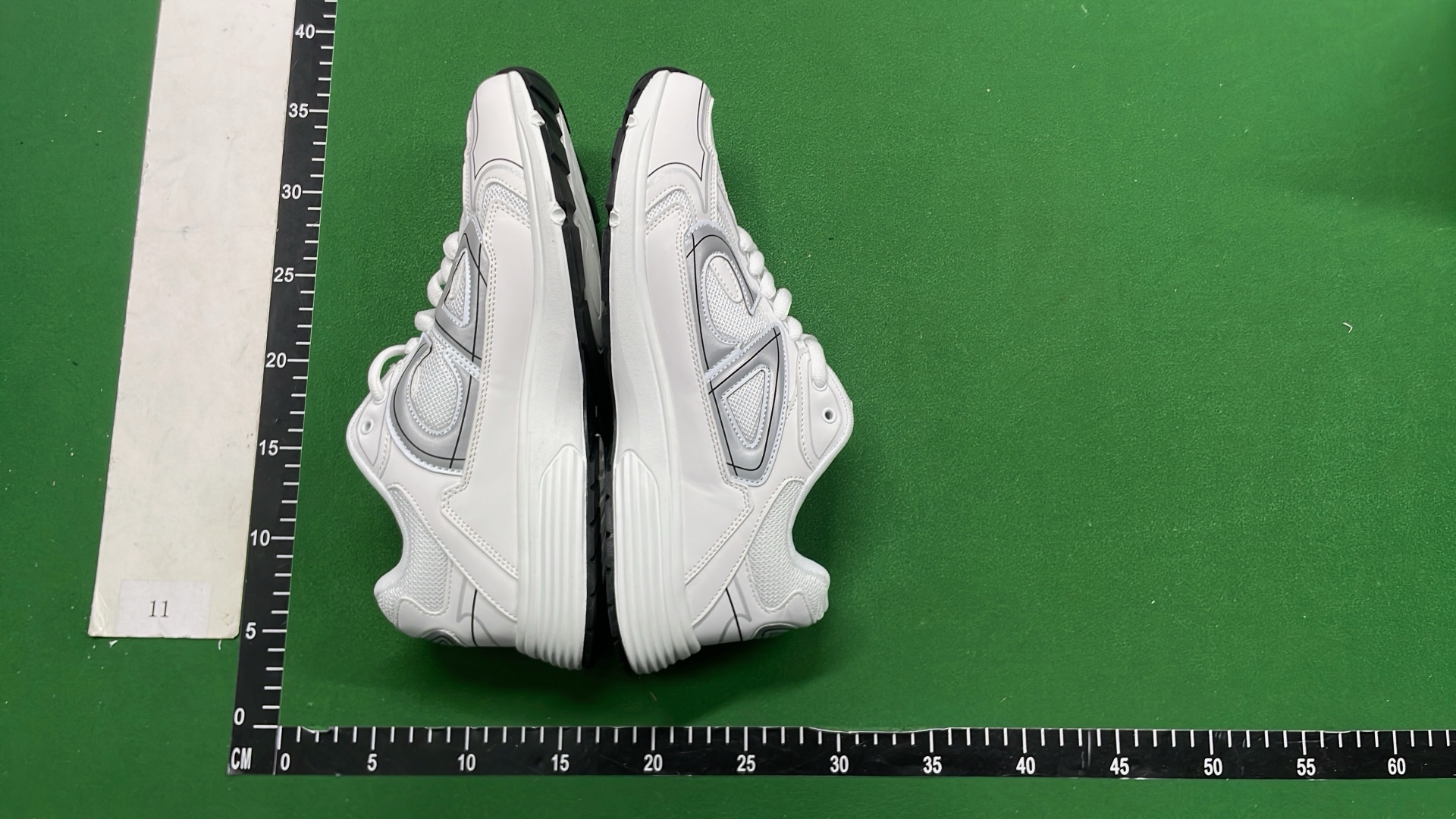 1:1 Batch DIOR B30 Shoes  in the Best OopBuy Spreadsheet QC photos