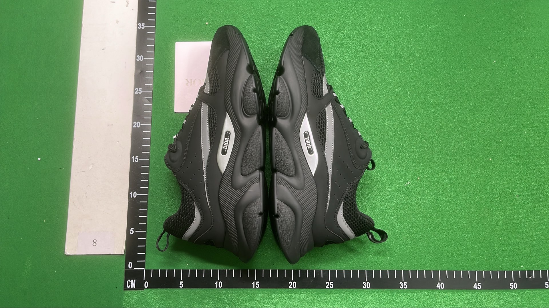 1:1 Batch DIOR B22 Shoes-1  in the Best OopBuy Spreadsheet QC photos